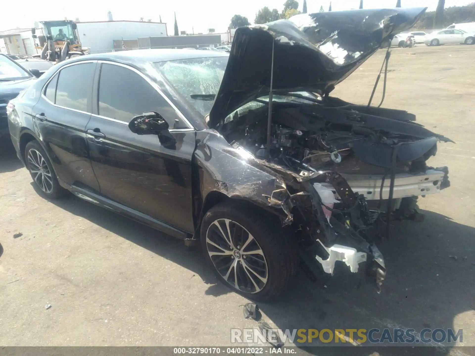 1 Photograph of a damaged car 4T1G11AK7LU860519 TOYOTA CAMRY 2020