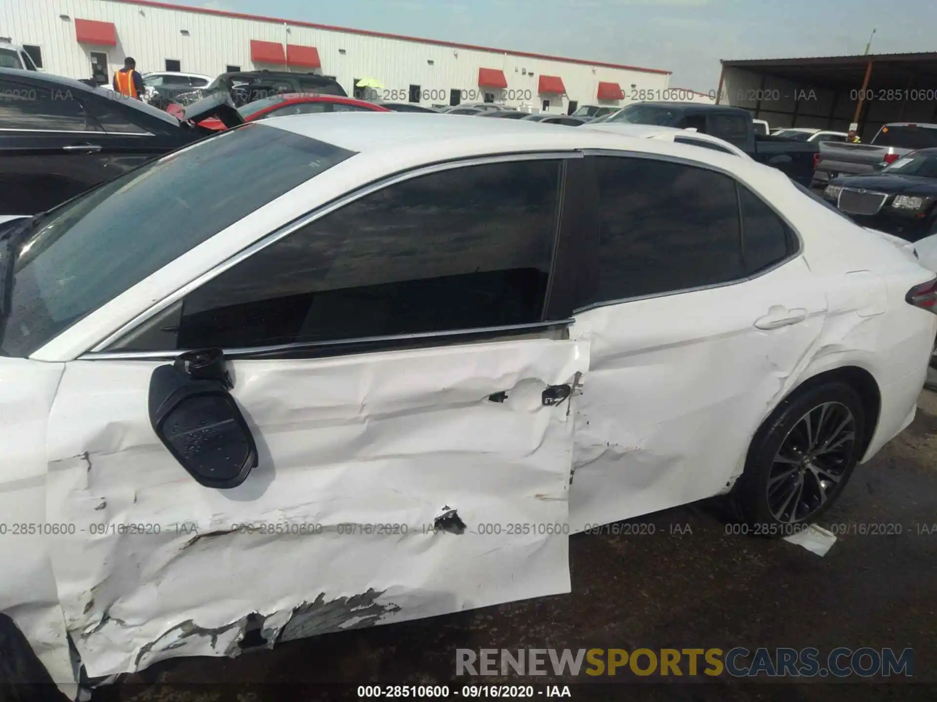 6 Photograph of a damaged car 4T1G11AK7LU872217 TOYOTA CAMRY 2020