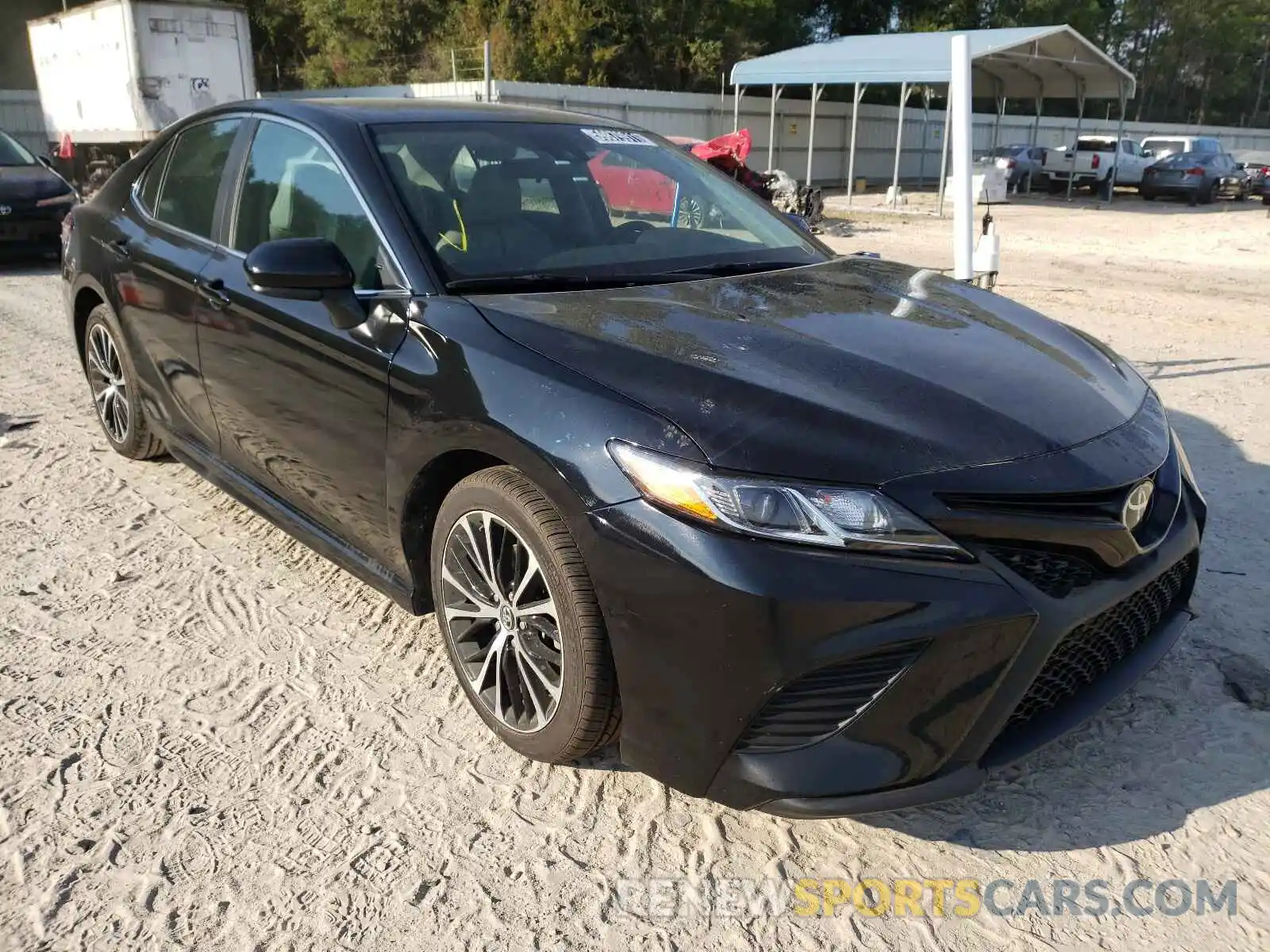 1 Photograph of a damaged car 4T1G11AK7LU873061 TOYOTA CAMRY 2020