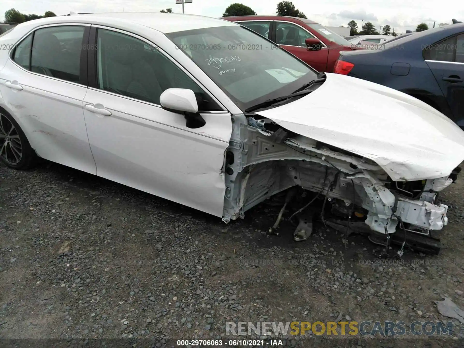 6 Photograph of a damaged car 4T1G11AK7LU874744 TOYOTA CAMRY 2020