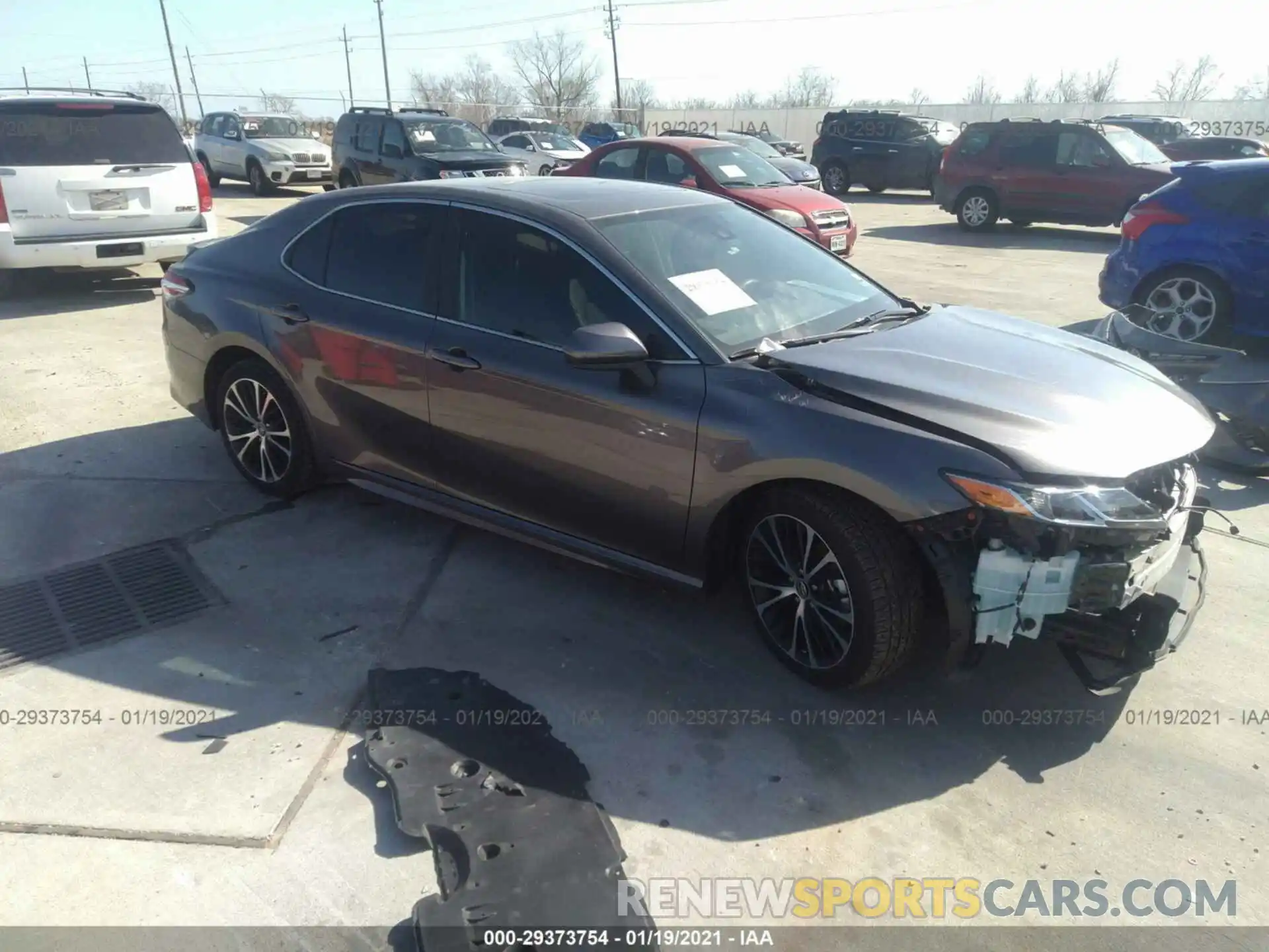 1 Photograph of a damaged car 4T1G11AK7LU877983 TOYOTA CAMRY 2020