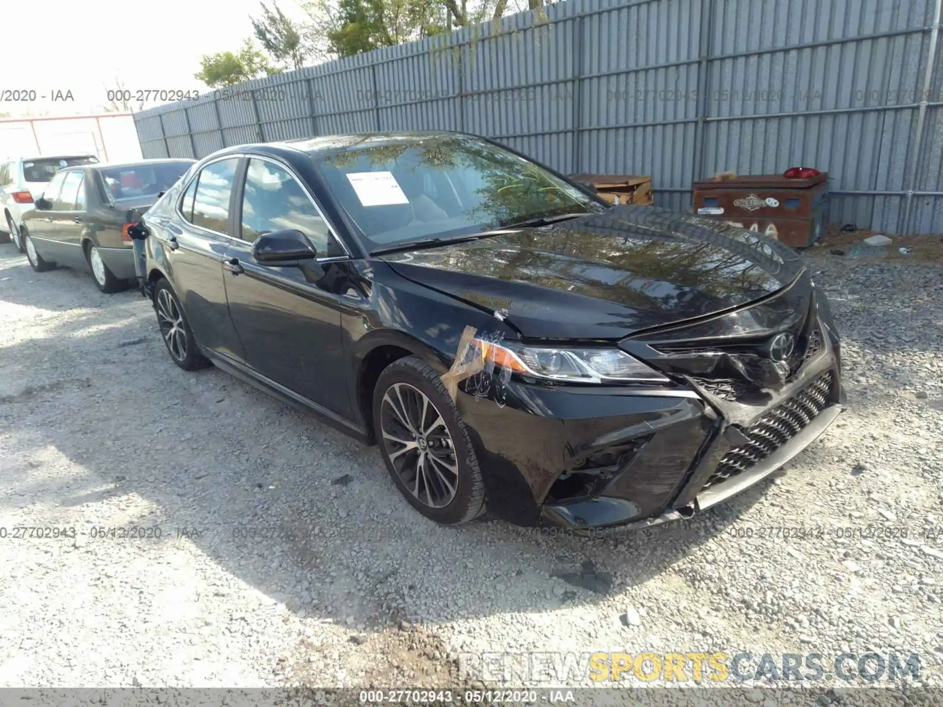 1 Photograph of a damaged car 4T1G11AK7LU879331 TOYOTA CAMRY 2020