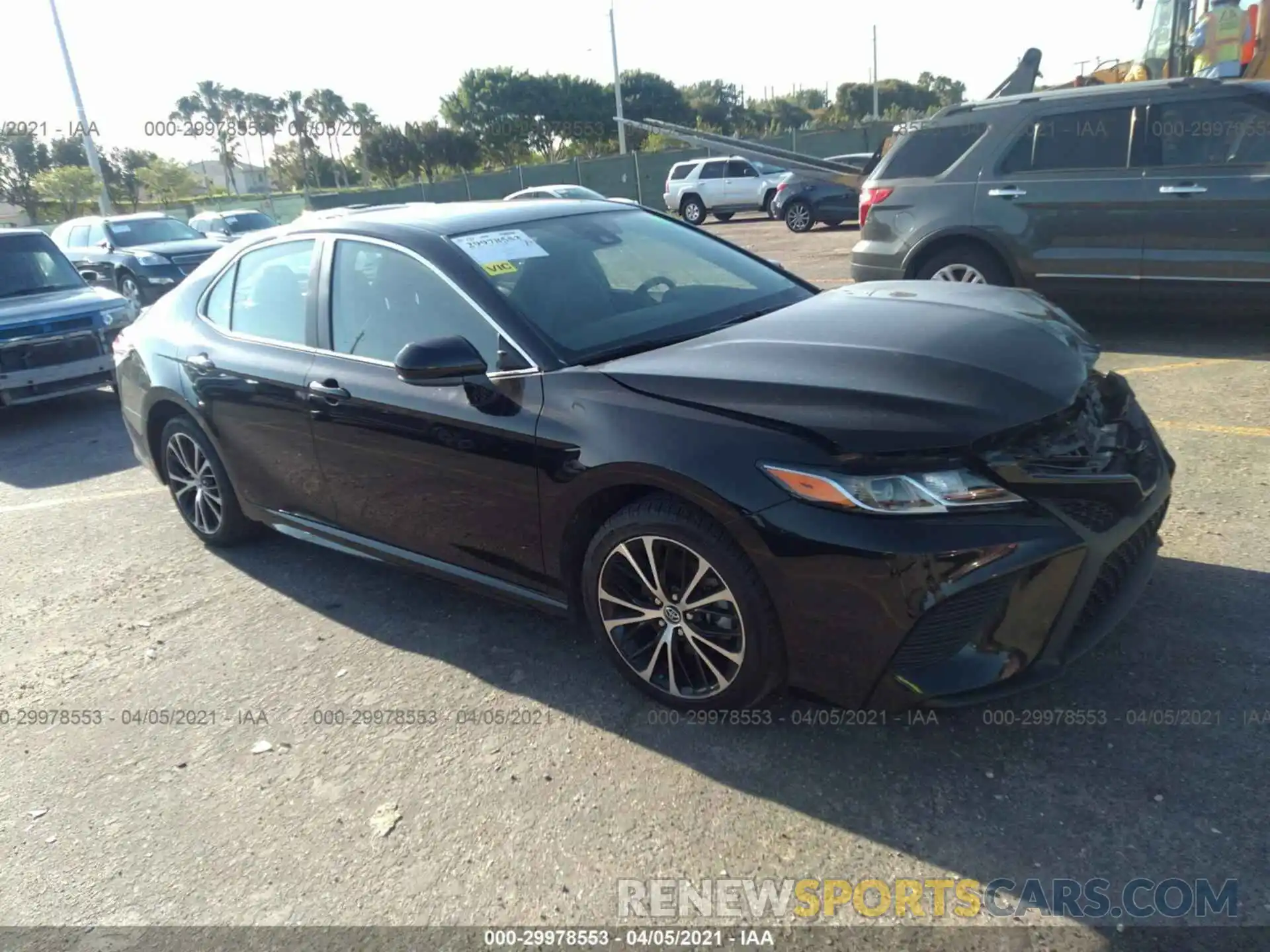 1 Photograph of a damaged car 4T1G11AK7LU881449 TOYOTA CAMRY 2020