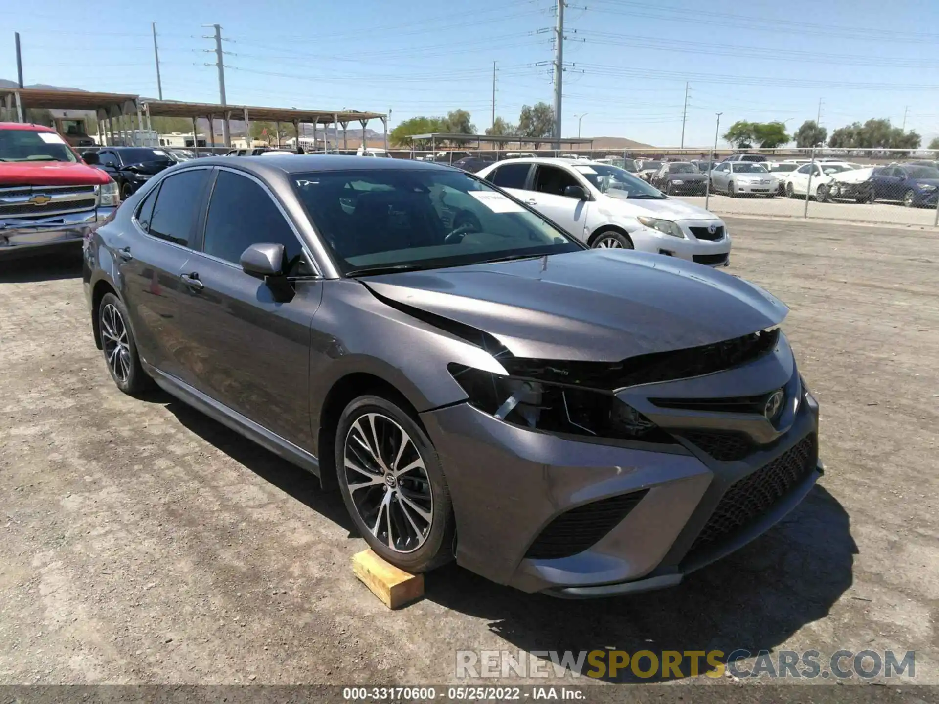 1 Photograph of a damaged car 4T1G11AK7LU882651 TOYOTA CAMRY 2020