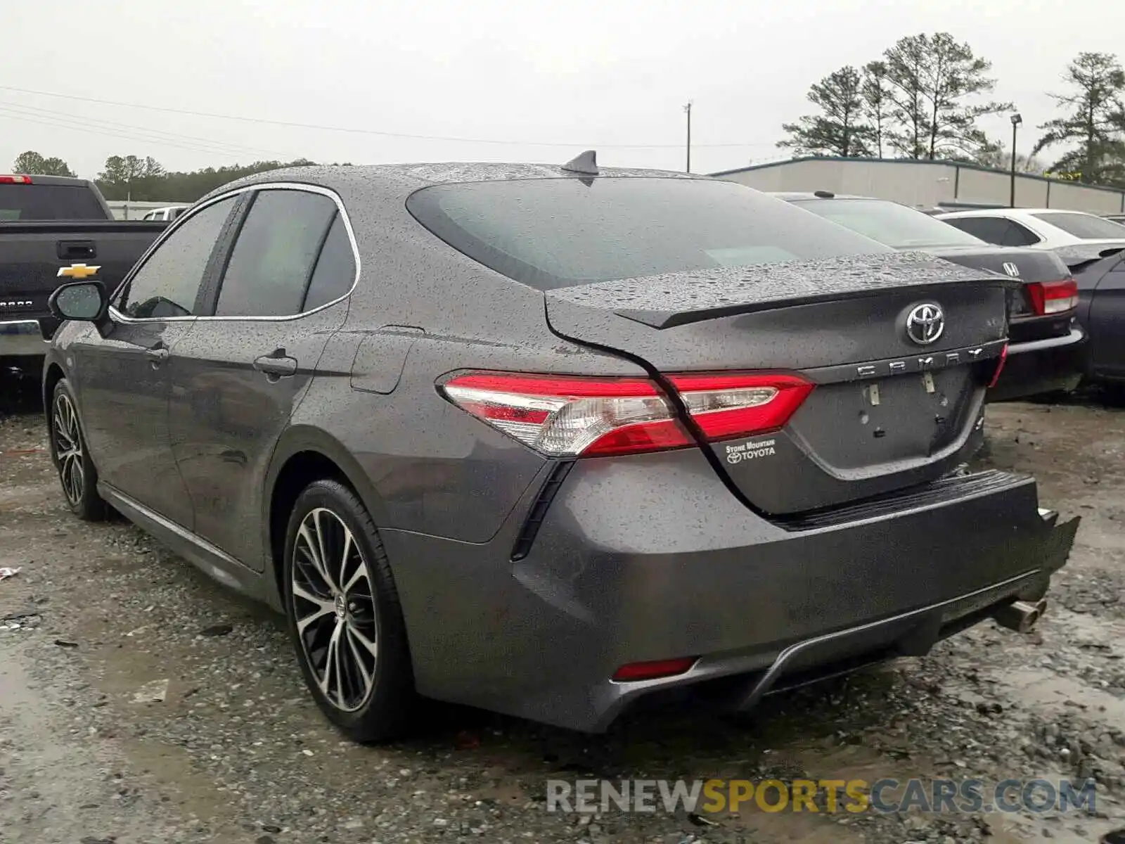 3 Photograph of a damaged car 4T1G11AK7LU882987 TOYOTA CAMRY 2020