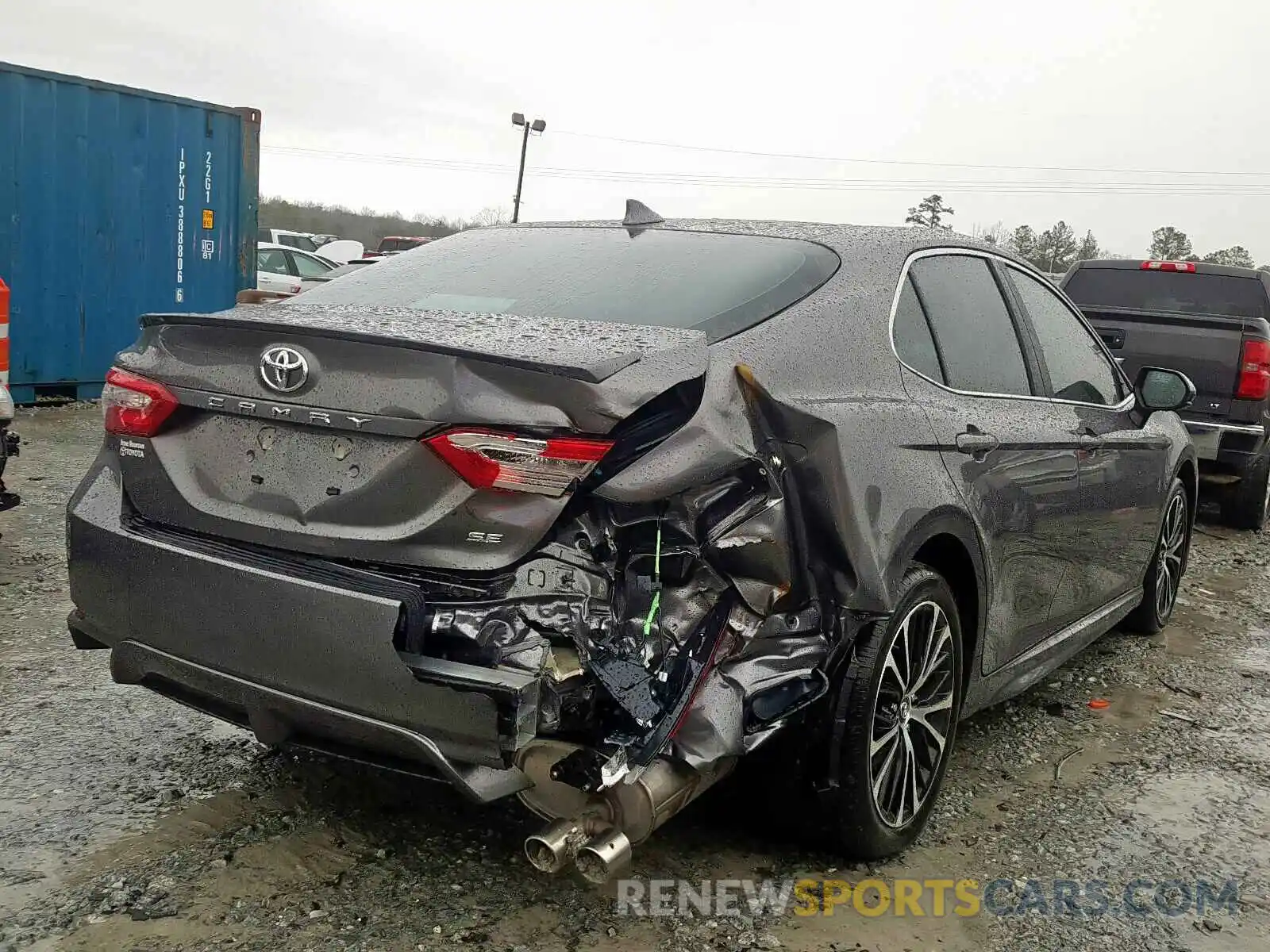 4 Photograph of a damaged car 4T1G11AK7LU882987 TOYOTA CAMRY 2020