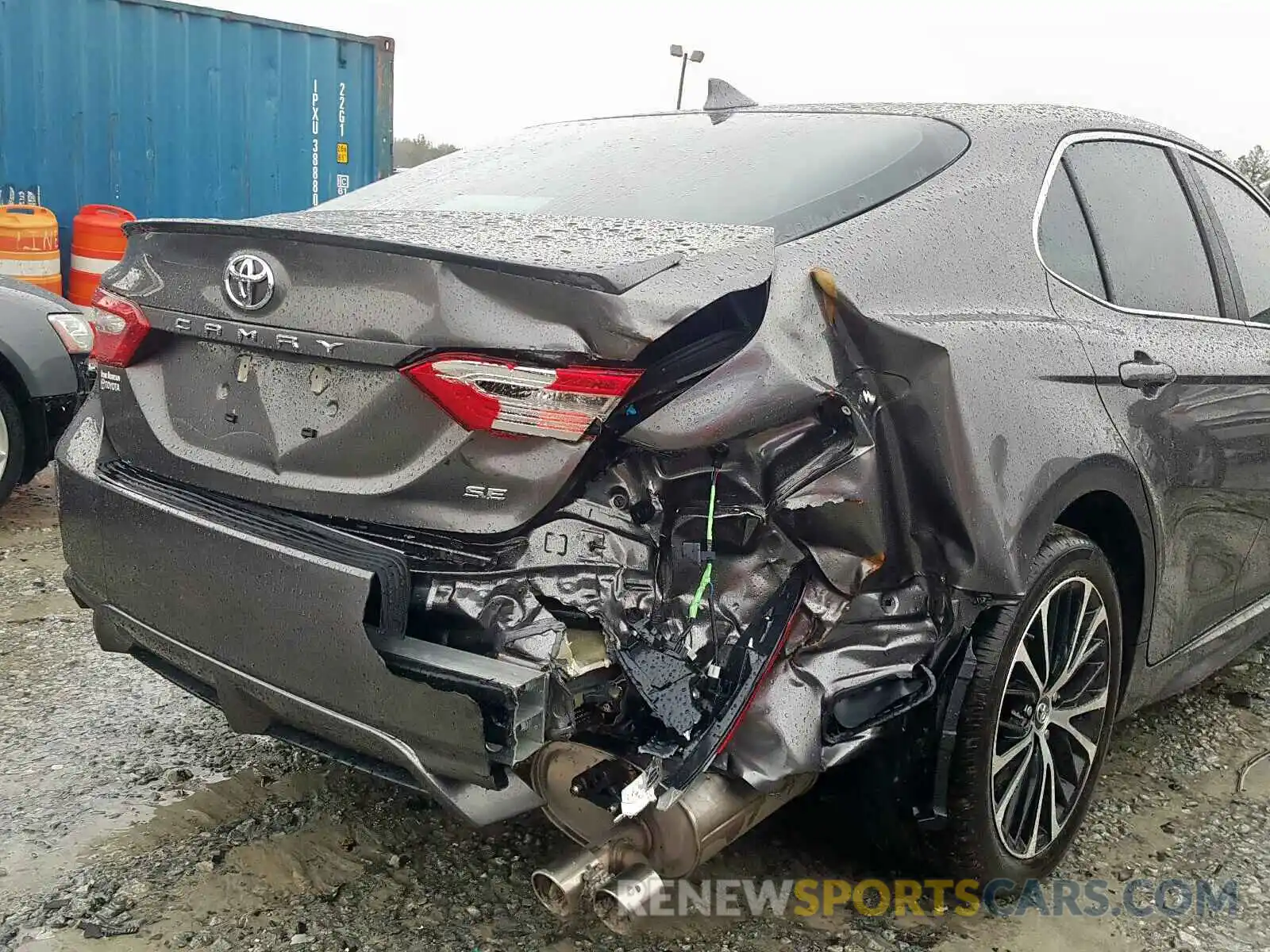 9 Photograph of a damaged car 4T1G11AK7LU882987 TOYOTA CAMRY 2020