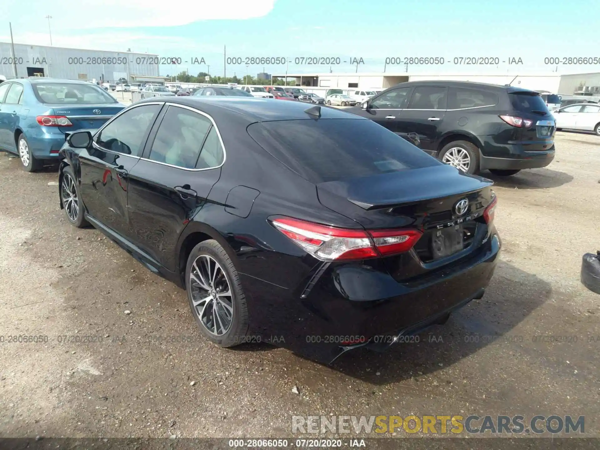 3 Photograph of a damaged car 4T1G11AK7LU884691 TOYOTA CAMRY 2020