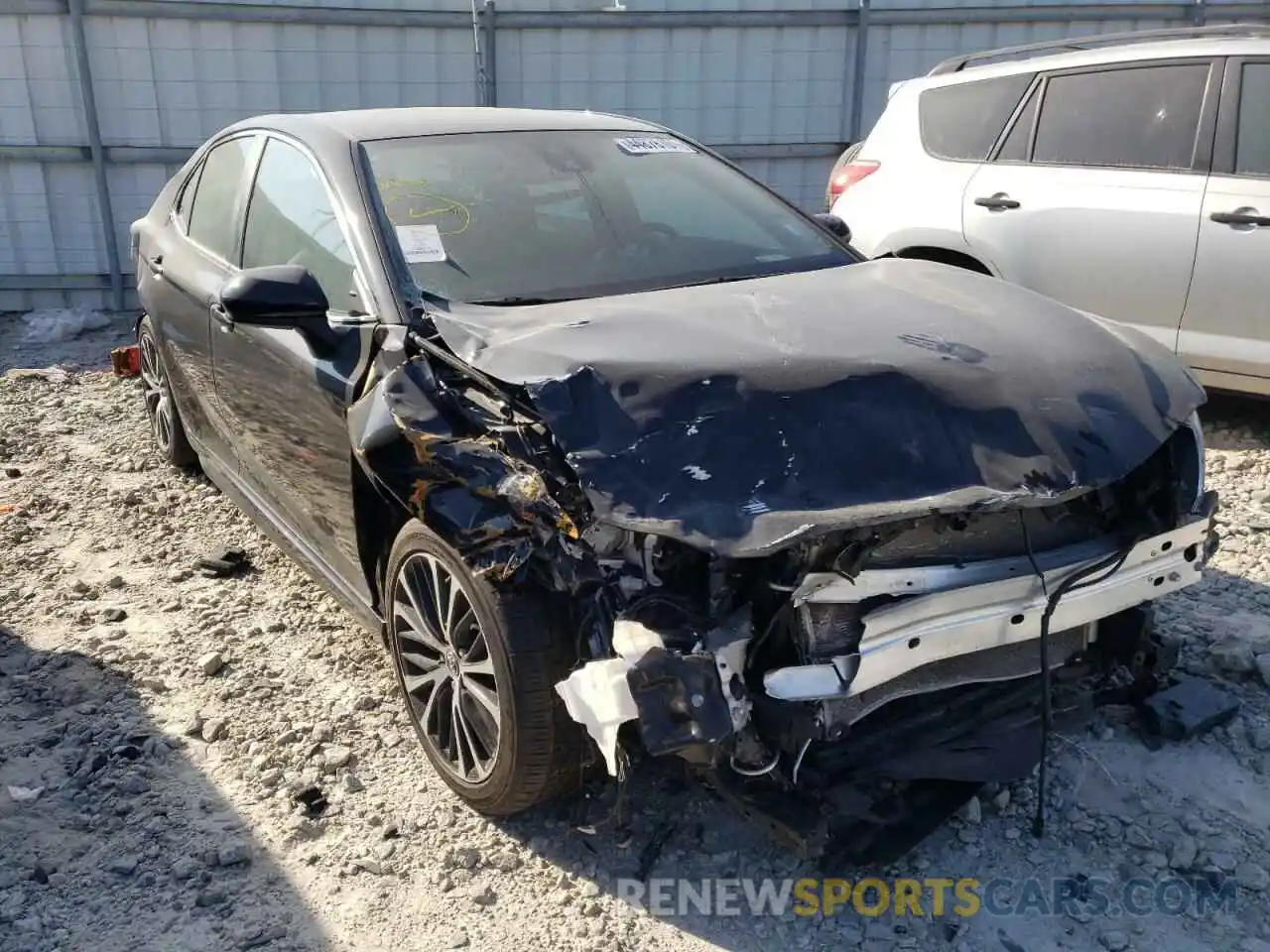 1 Photograph of a damaged car 4T1G11AK7LU886831 TOYOTA CAMRY 2020