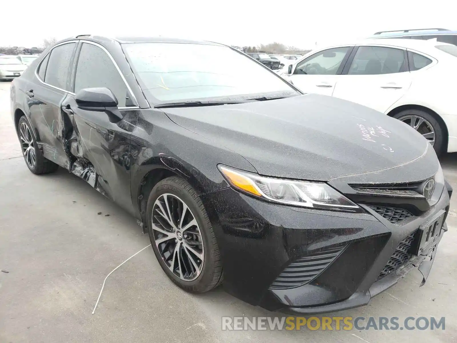 1 Photograph of a damaged car 4T1G11AK7LU899613 TOYOTA CAMRY 2020