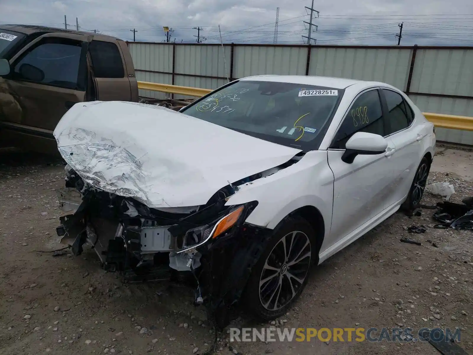 2 Photograph of a damaged car 4T1G11AK7LU902932 TOYOTA CAMRY 2020