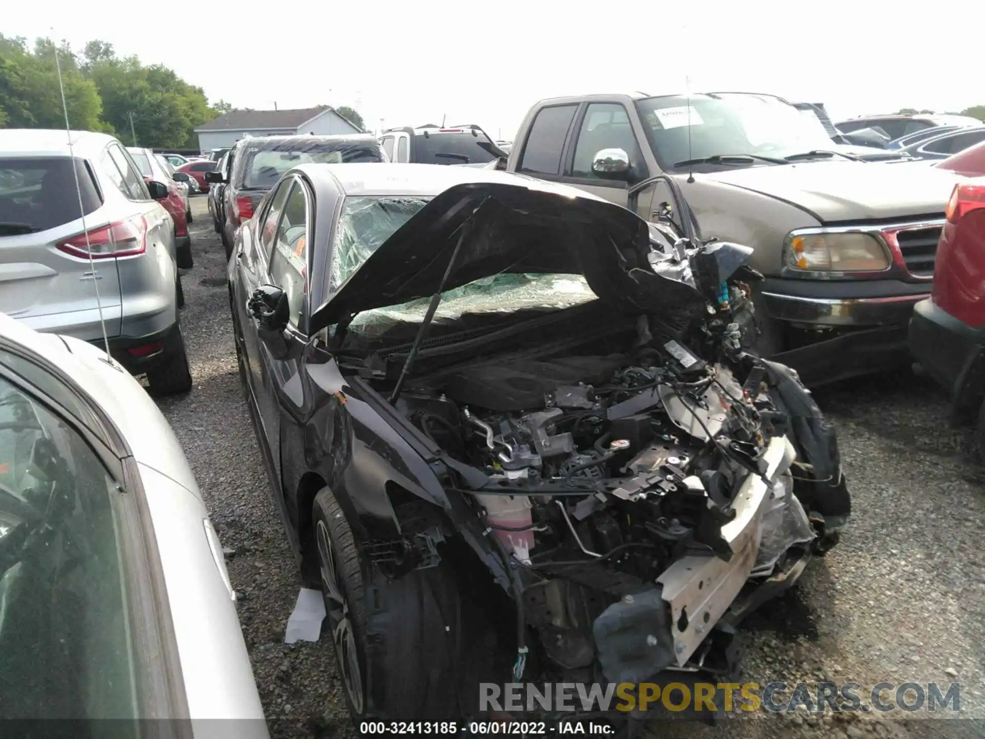 1 Photograph of a damaged car 4T1G11AK7LU904003 TOYOTA CAMRY 2020