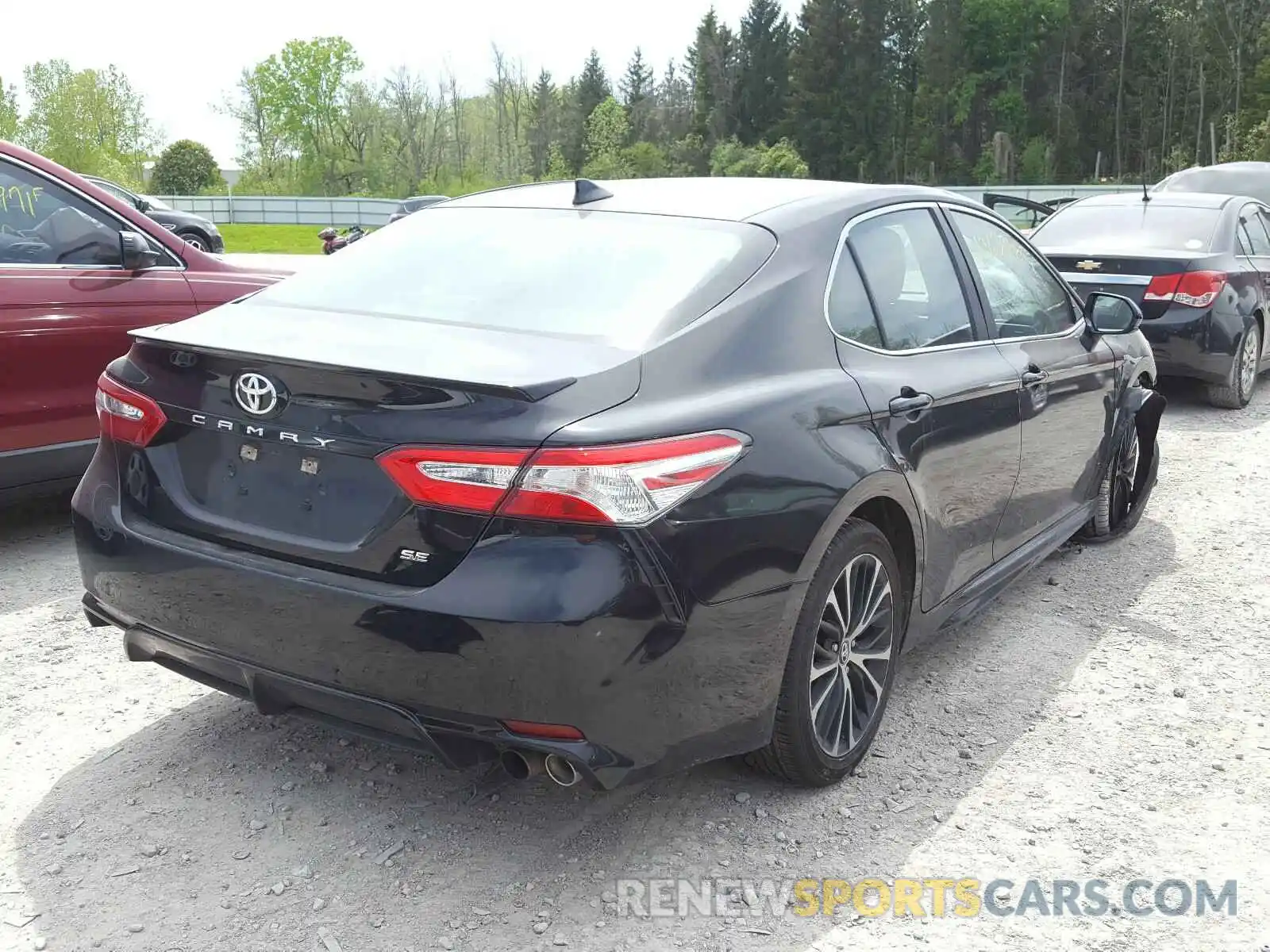 4 Photograph of a damaged car 4T1G11AK7LU909394 TOYOTA CAMRY 2020