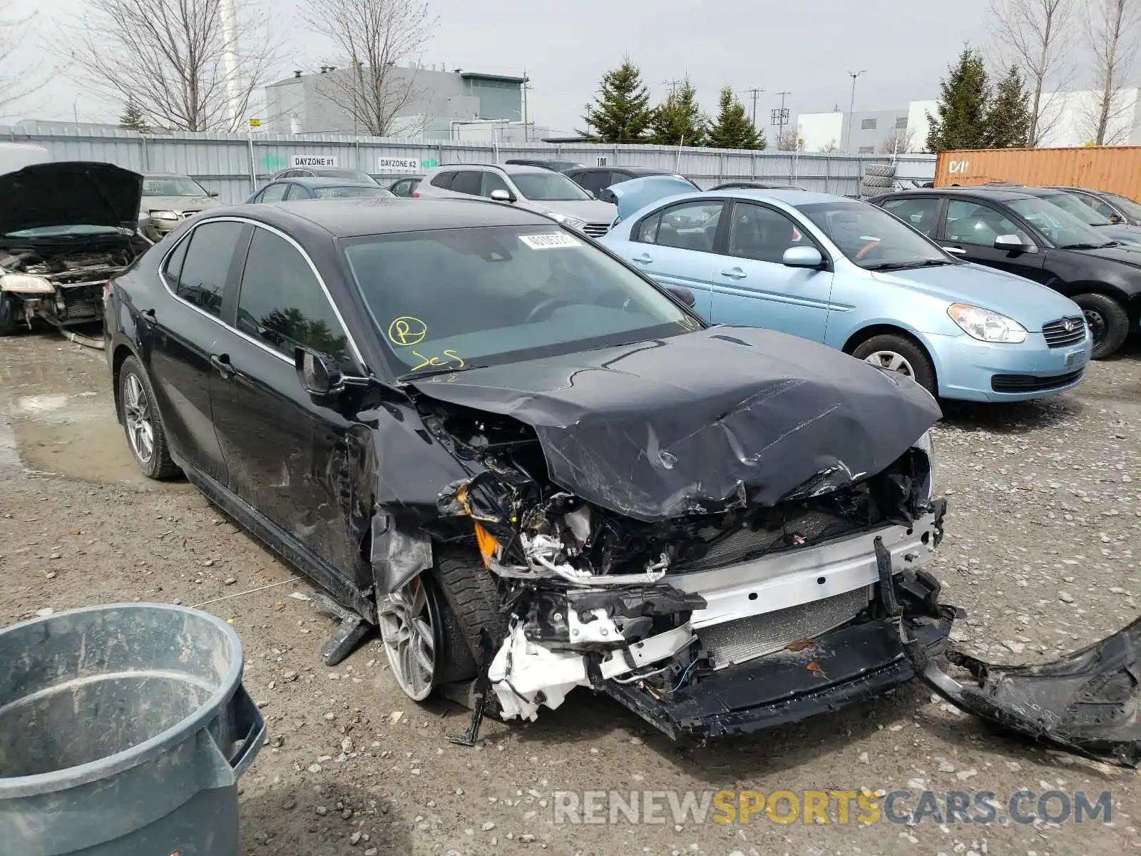 1 Photograph of a damaged car 4T1G11AK7LU912392 TOYOTA CAMRY 2020