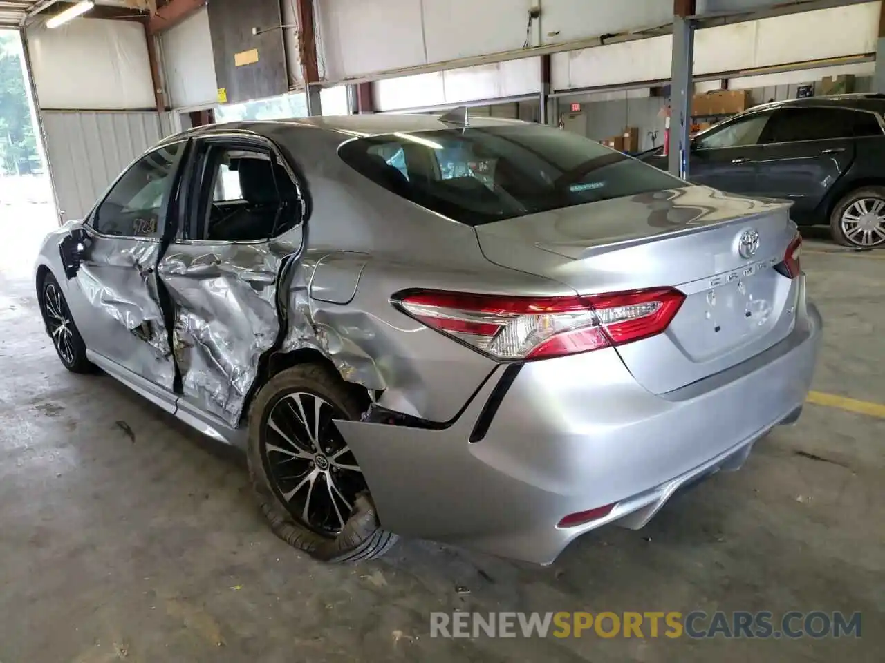 9 Photograph of a damaged car 4T1G11AK7LU913610 TOYOTA CAMRY 2020