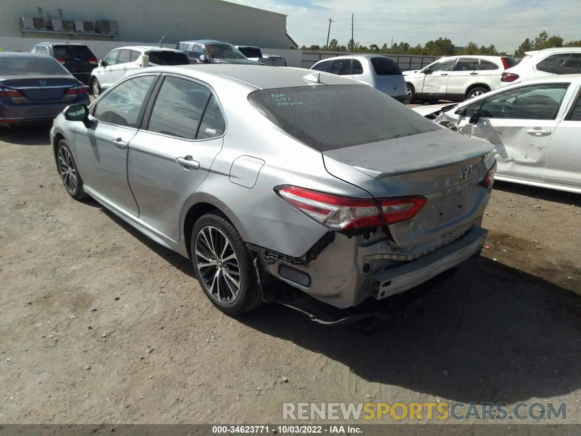 3 Photograph of a damaged car 4T1G11AK7LU914241 TOYOTA CAMRY 2020