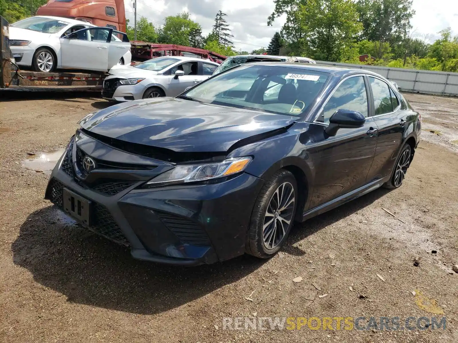 2 Photograph of a damaged car 4T1G11AK7LU915258 TOYOTA CAMRY 2020