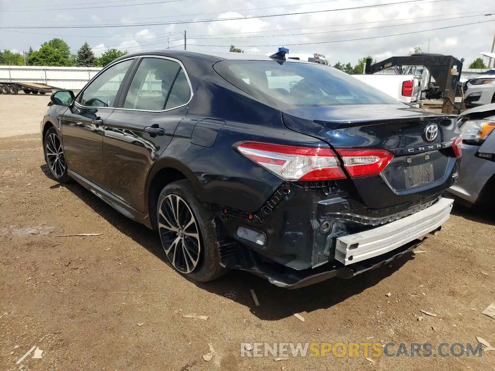 3 Photograph of a damaged car 4T1G11AK7LU915258 TOYOTA CAMRY 2020