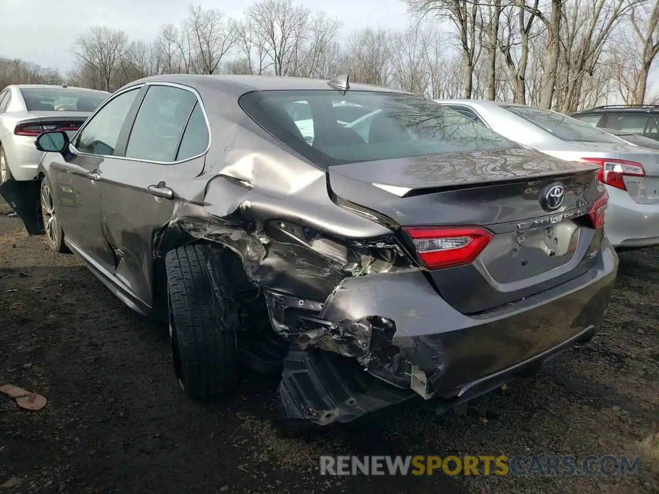 3 Photograph of a damaged car 4T1G11AK7LU918239 TOYOTA CAMRY 2020