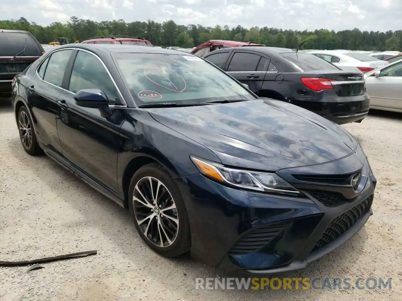 1 Photograph of a damaged car 4T1G11AK7LU920119 TOYOTA CAMRY 2020