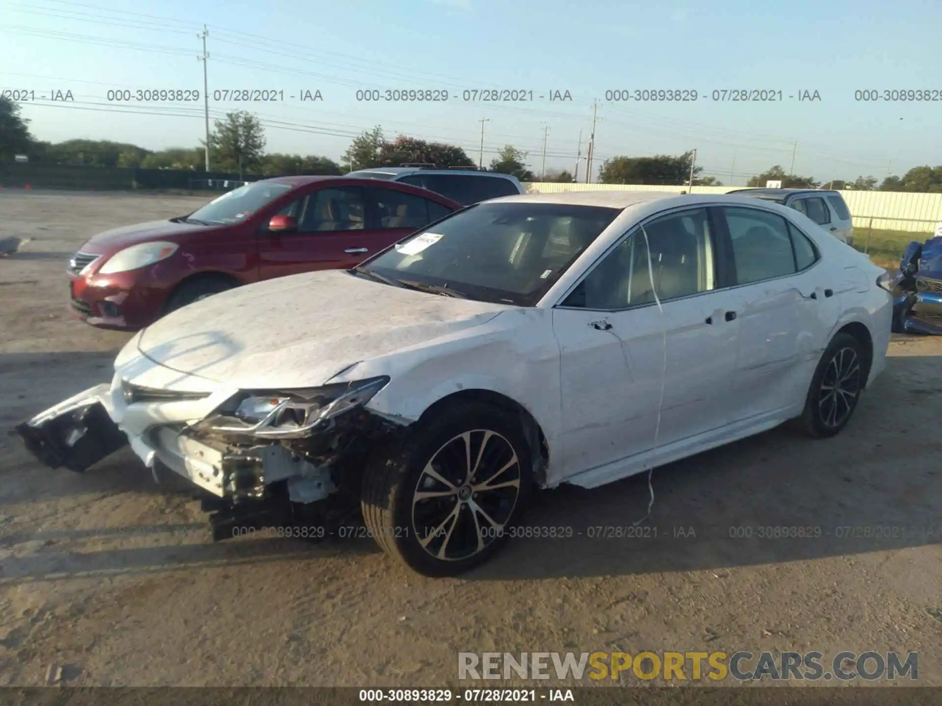 2 Photograph of a damaged car 4T1G11AK7LU927913 TOYOTA CAMRY 2020