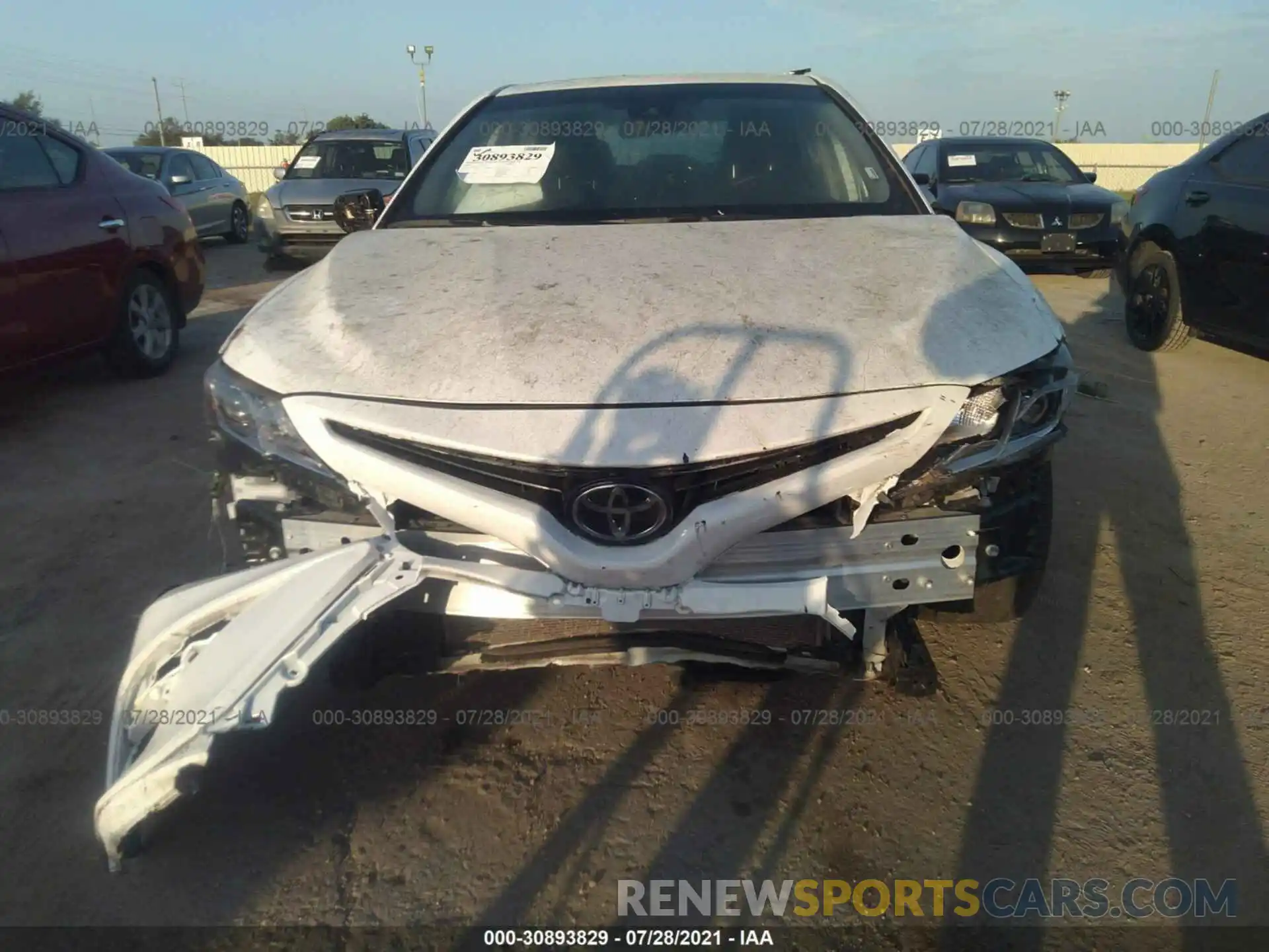 6 Photograph of a damaged car 4T1G11AK7LU927913 TOYOTA CAMRY 2020