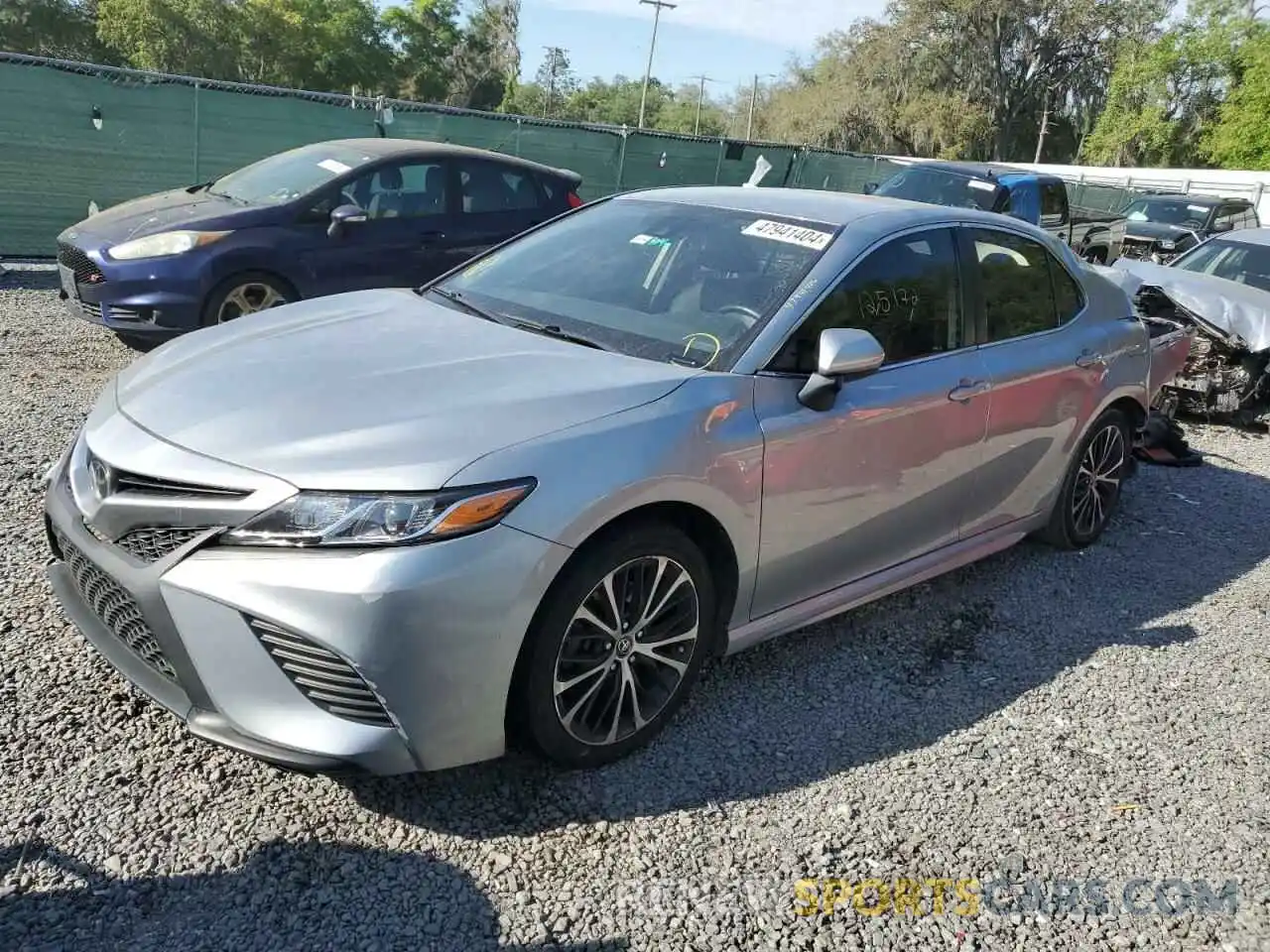 1 Photograph of a damaged car 4T1G11AK7LU931010 TOYOTA CAMRY 2020