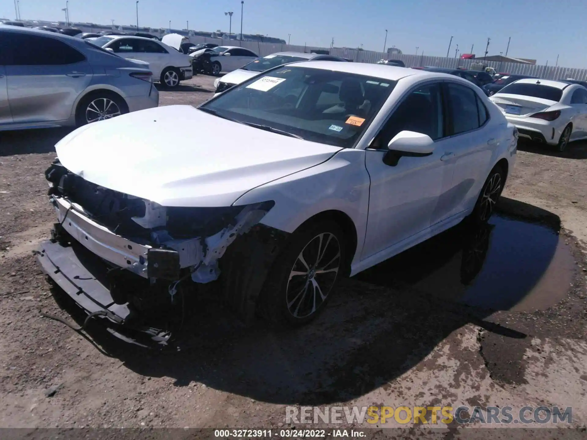 2 Photograph of a damaged car 4T1G11AK7LU931461 TOYOTA CAMRY 2020