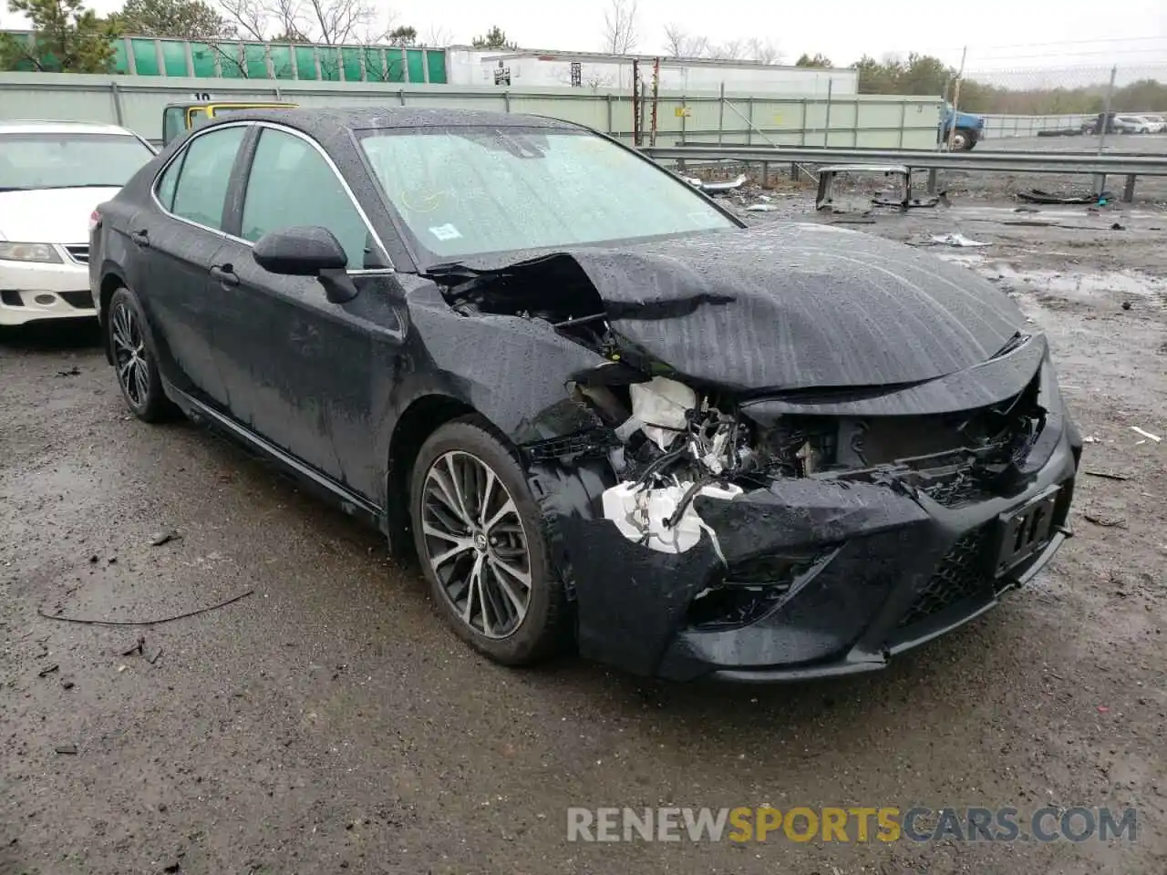 1 Photograph of a damaged car 4T1G11AK7LU931850 TOYOTA CAMRY 2020