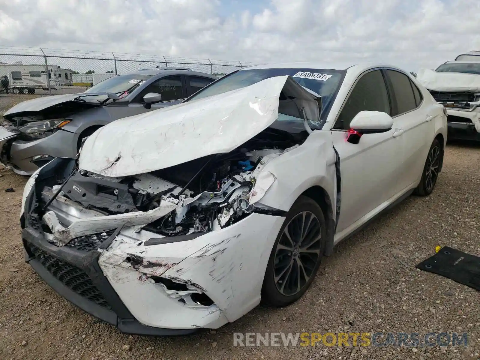 2 Photograph of a damaged car 4T1G11AK7LU934814 TOYOTA CAMRY 2020