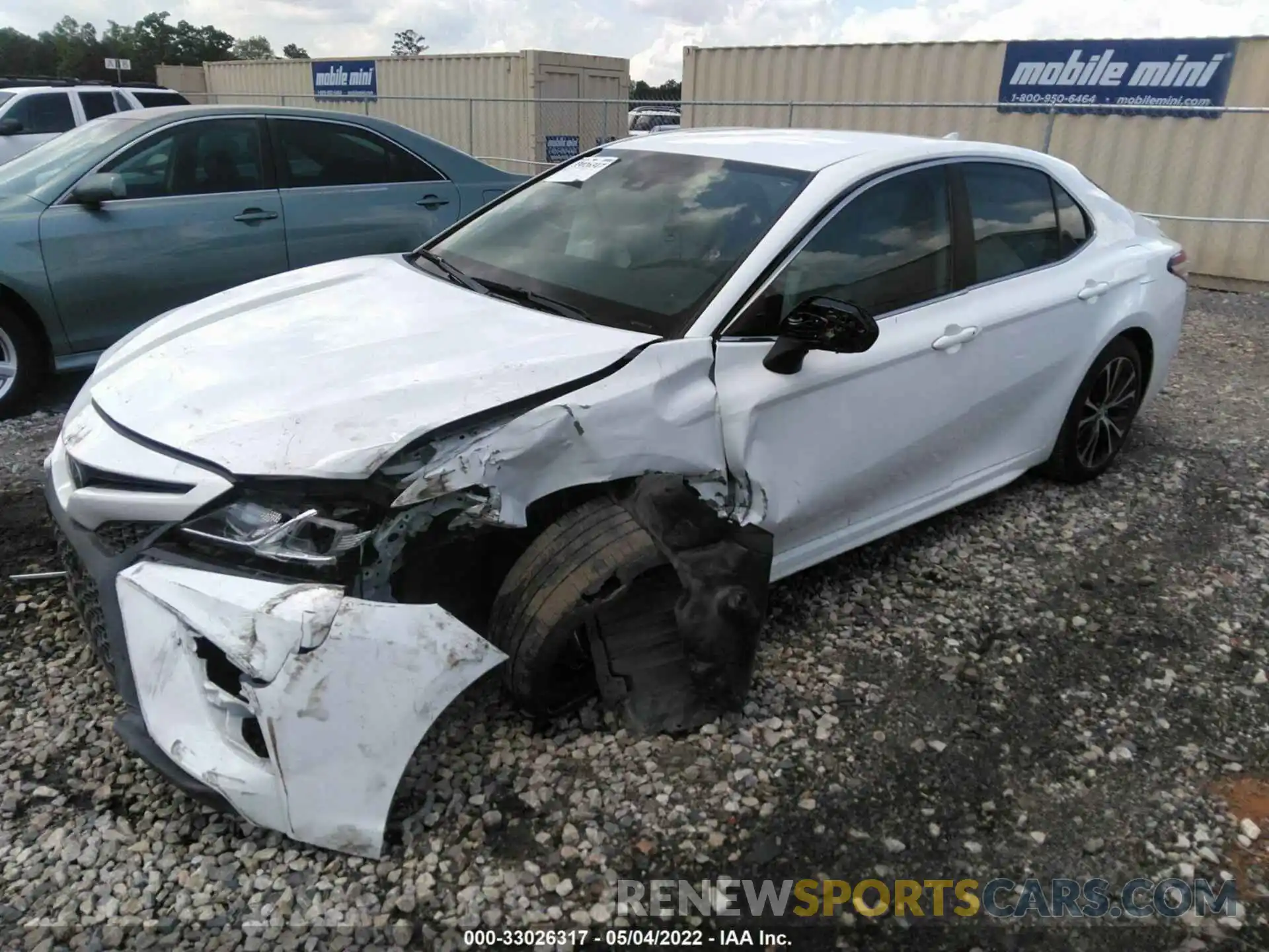 2 Photograph of a damaged car 4T1G11AK7LU937020 TOYOTA CAMRY 2020