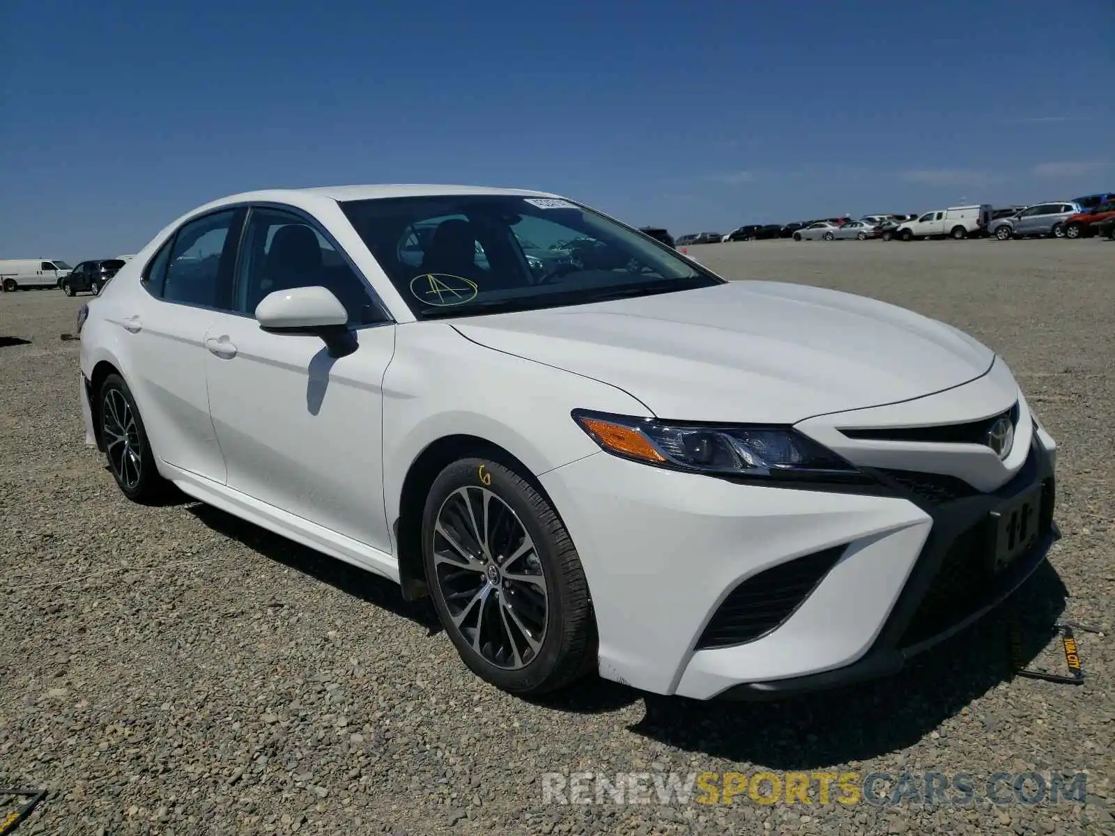 1 Photograph of a damaged car 4T1G11AK7LU937387 TOYOTA CAMRY 2020