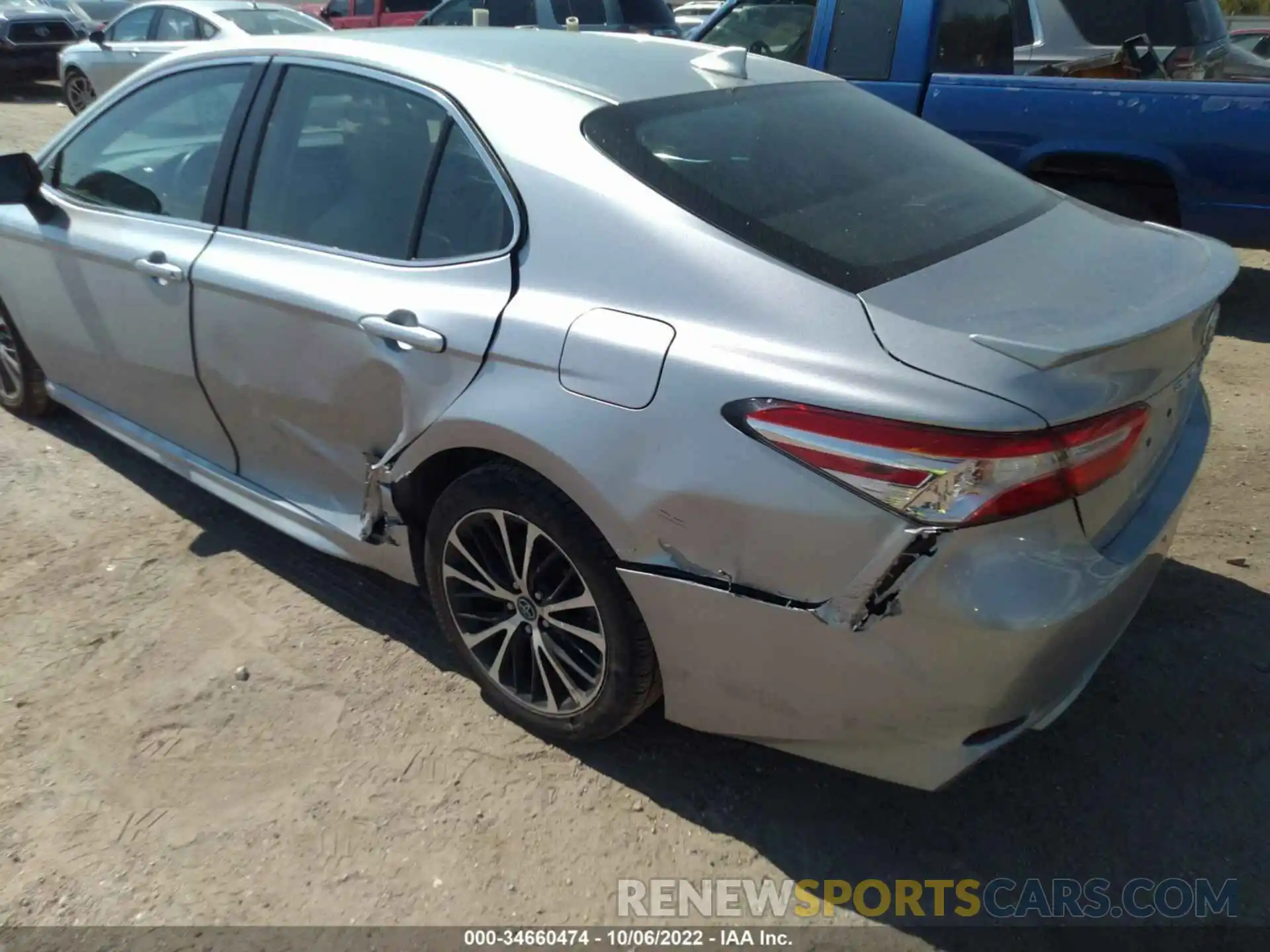 6 Photograph of a damaged car 4T1G11AK7LU939009 TOYOTA CAMRY 2020