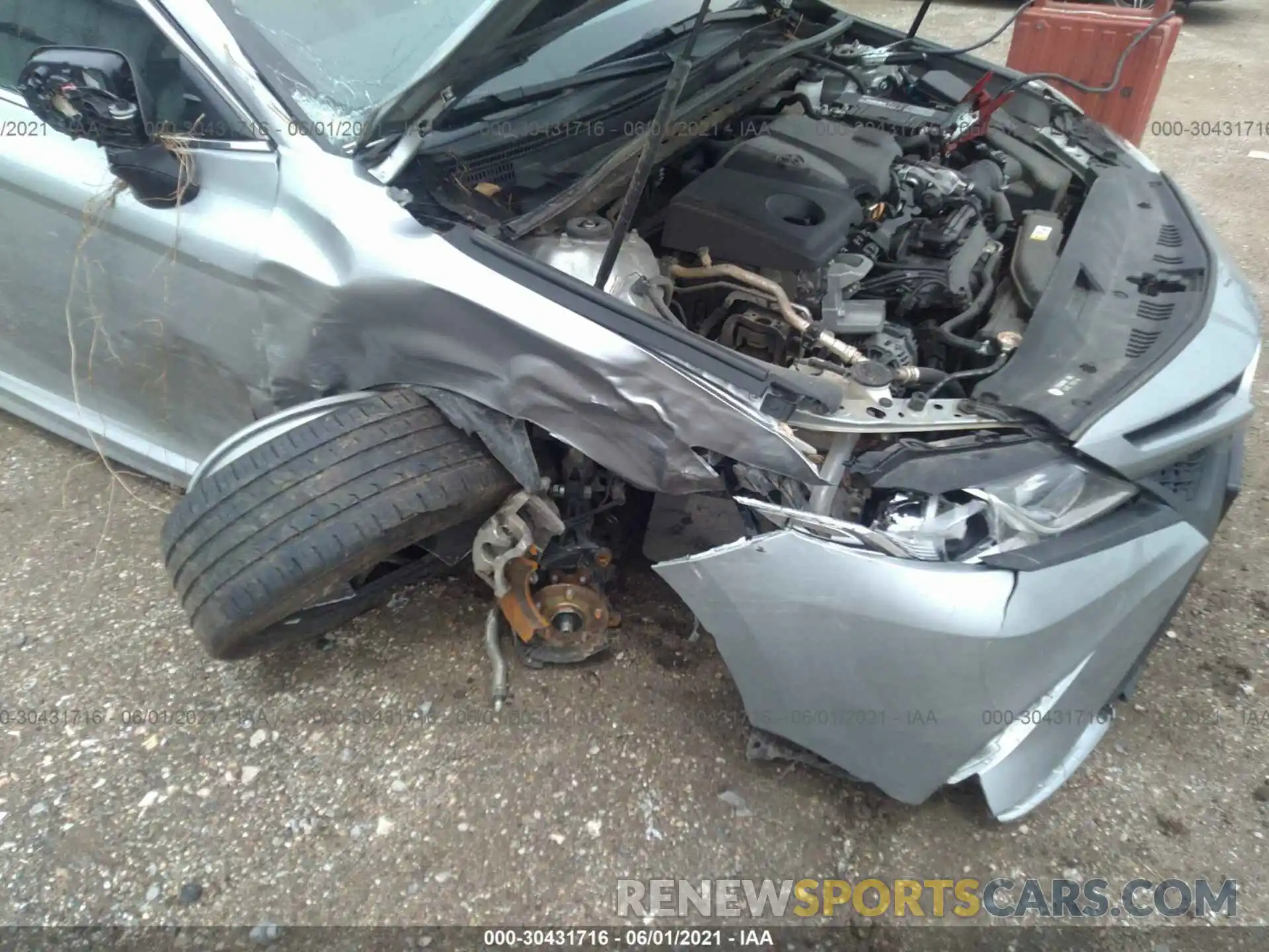 6 Photograph of a damaged car 4T1G11AK7LU940242 TOYOTA CAMRY 2020