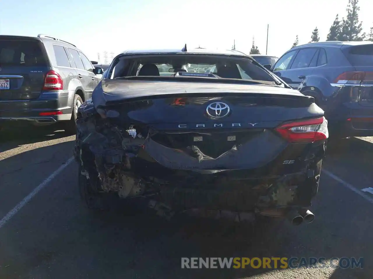 9 Photograph of a damaged car 4T1G11AK7LU942959 TOYOTA CAMRY 2020