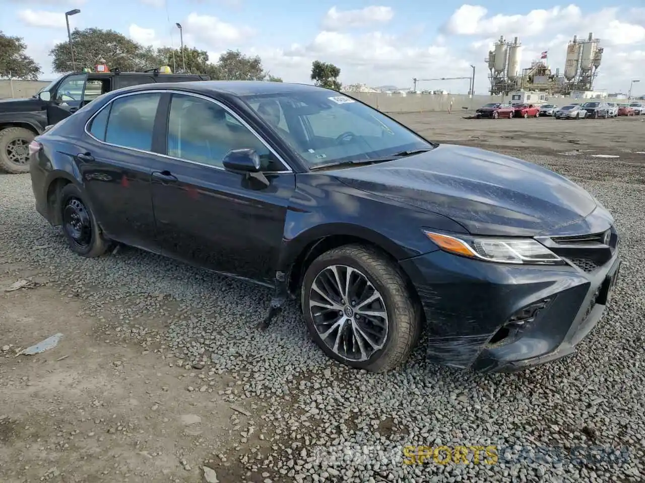 4 Photograph of a damaged car 4T1G11AK7LU944758 TOYOTA CAMRY 2020