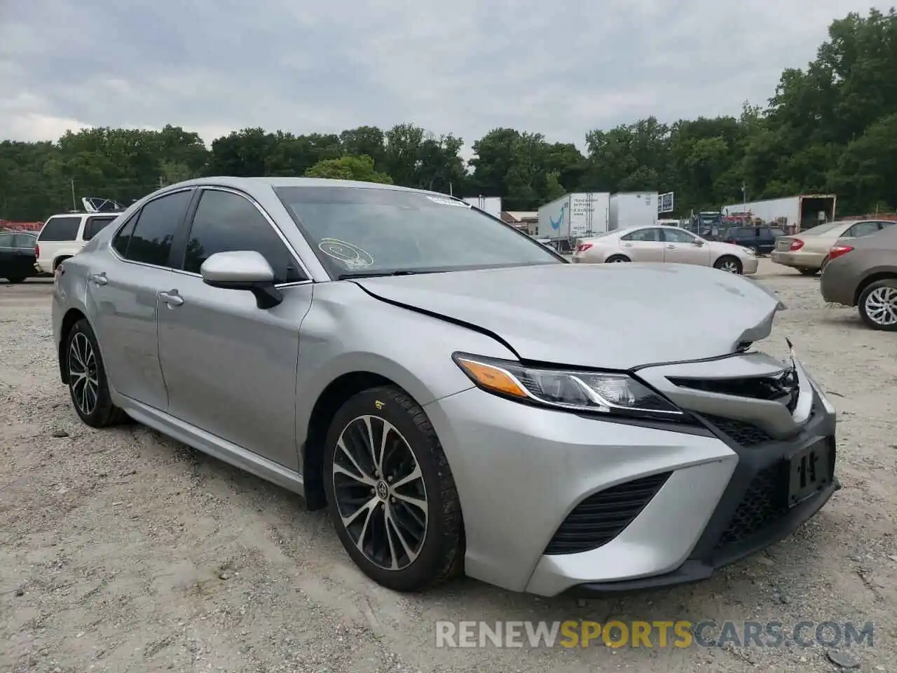 1 Photograph of a damaged car 4T1G11AK7LU952553 TOYOTA CAMRY 2020