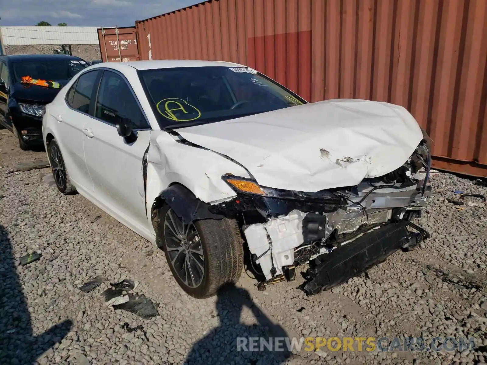 1 Photograph of a damaged car 4T1G11AK7LU953198 TOYOTA CAMRY 2020