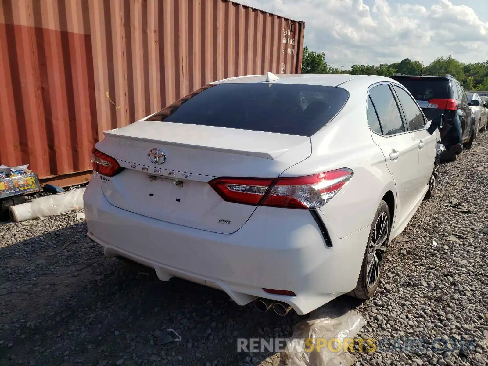 4 Photograph of a damaged car 4T1G11AK7LU953198 TOYOTA CAMRY 2020