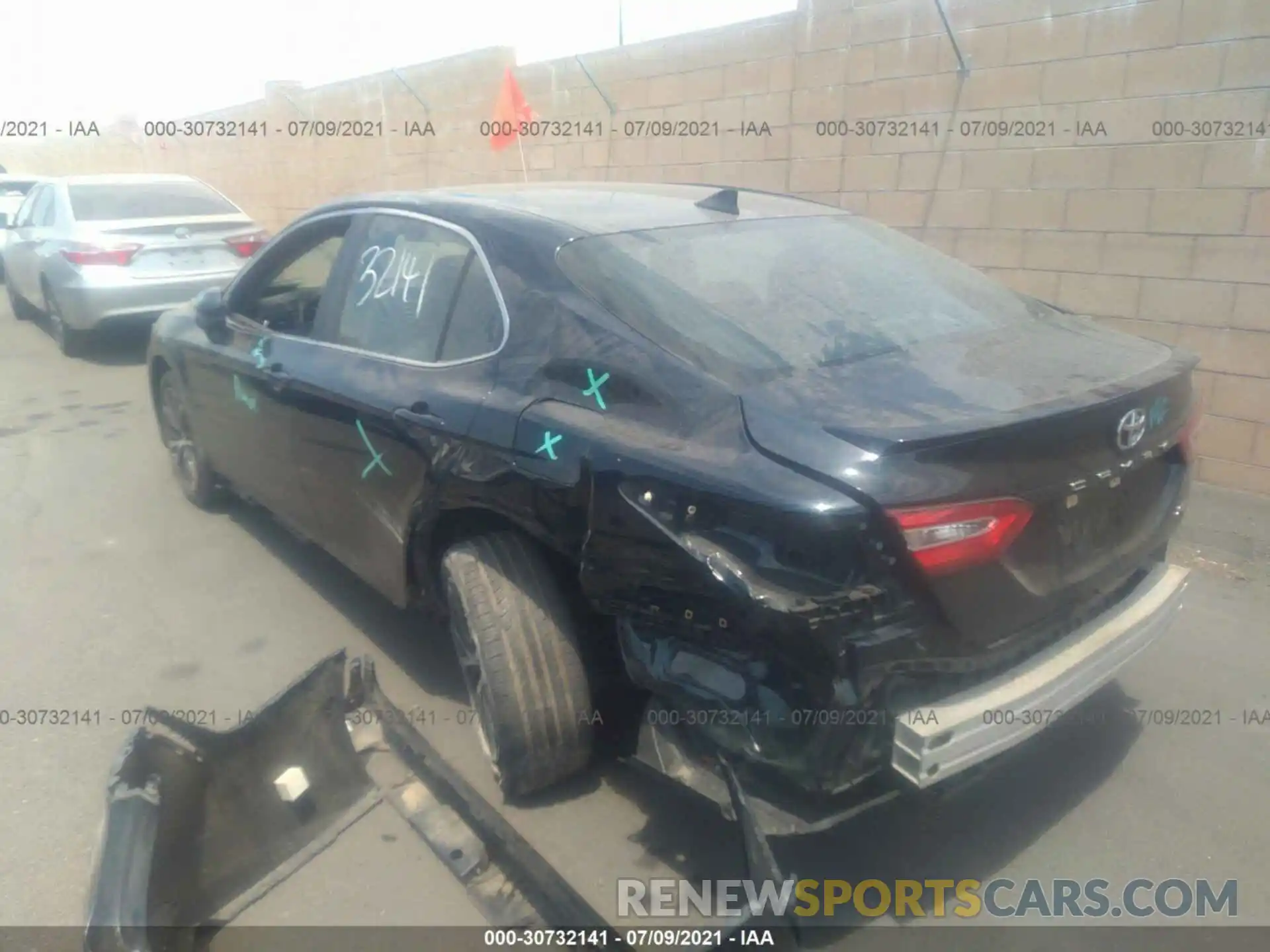 3 Photograph of a damaged car 4T1G11AK7LU953301 TOYOTA CAMRY 2020