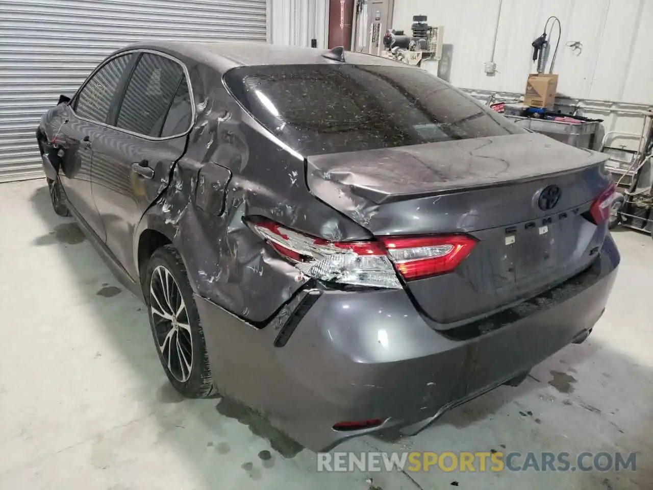 3 Photograph of a damaged car 4T1G11AK7LU967280 TOYOTA CAMRY 2020