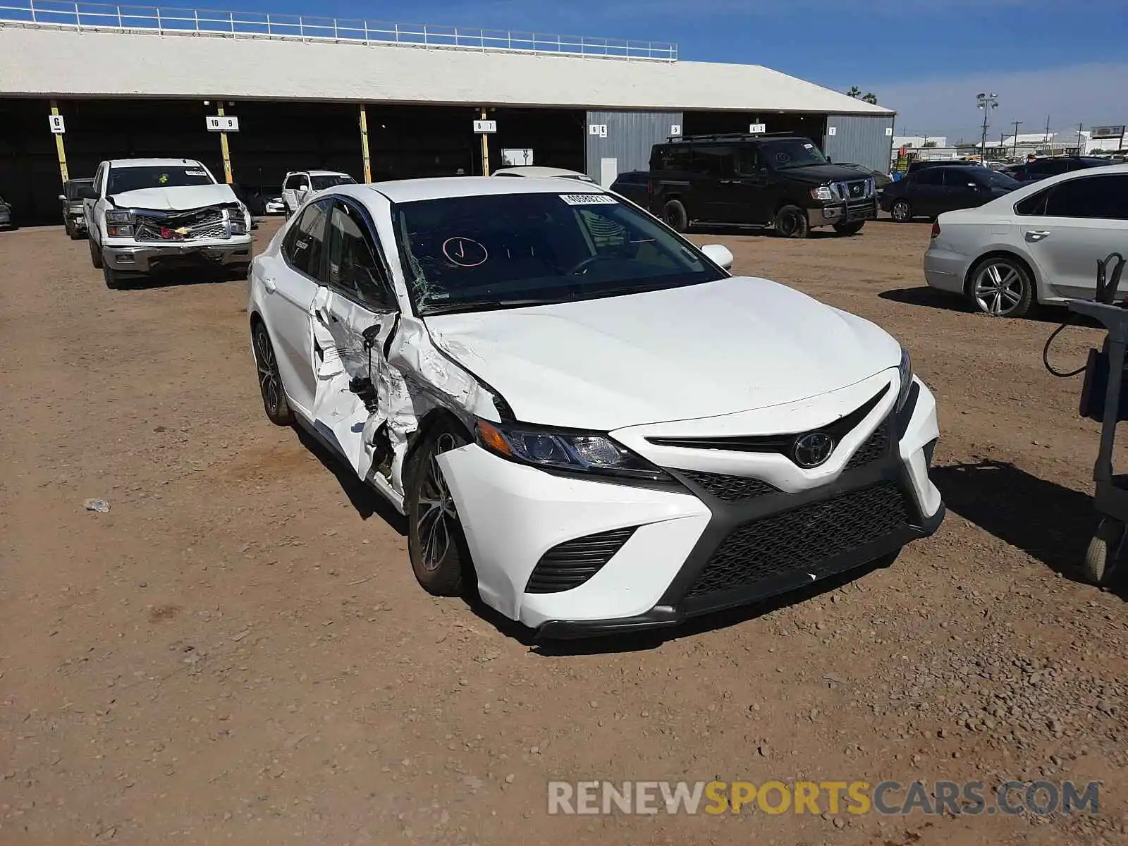 1 Photograph of a damaged car 4T1G11AK7LU971488 TOYOTA CAMRY 2020