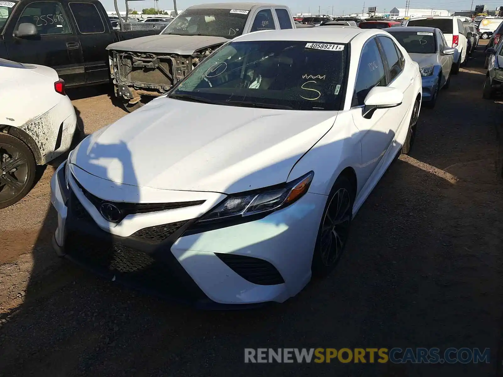 2 Photograph of a damaged car 4T1G11AK7LU971488 TOYOTA CAMRY 2020