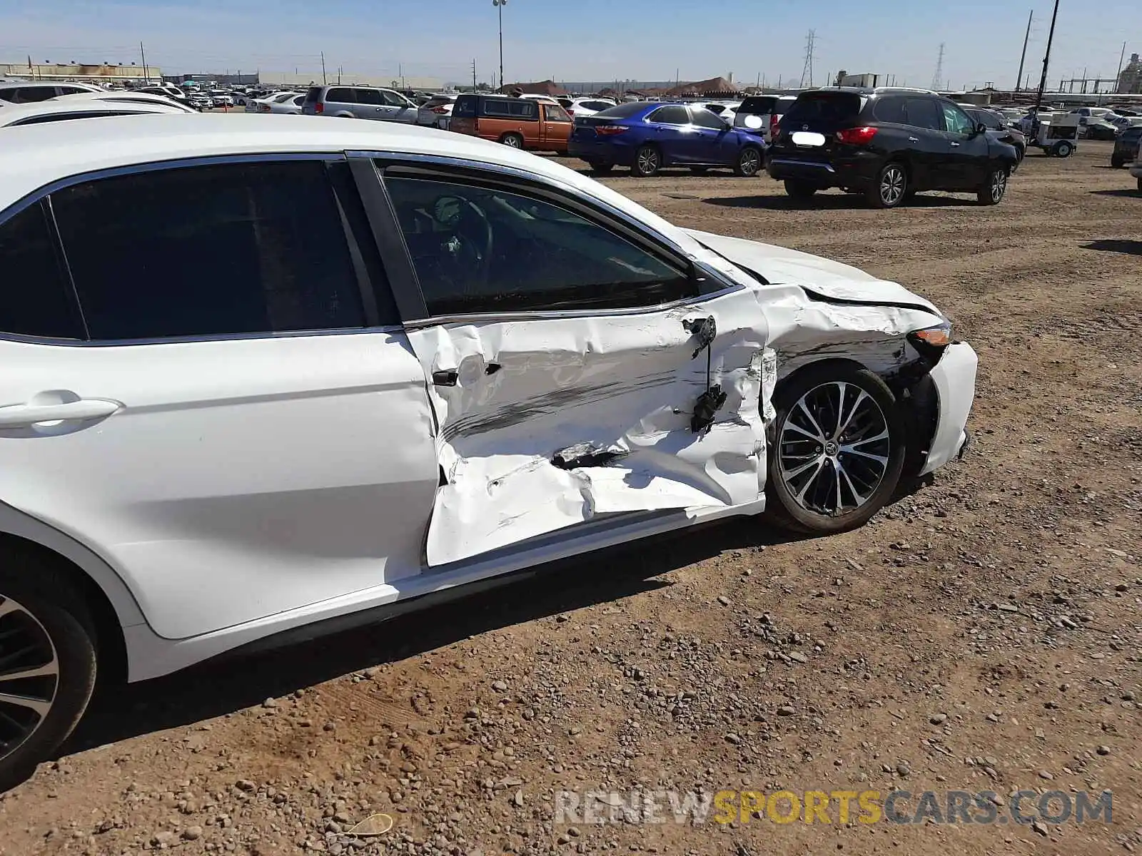 9 Photograph of a damaged car 4T1G11AK7LU971488 TOYOTA CAMRY 2020