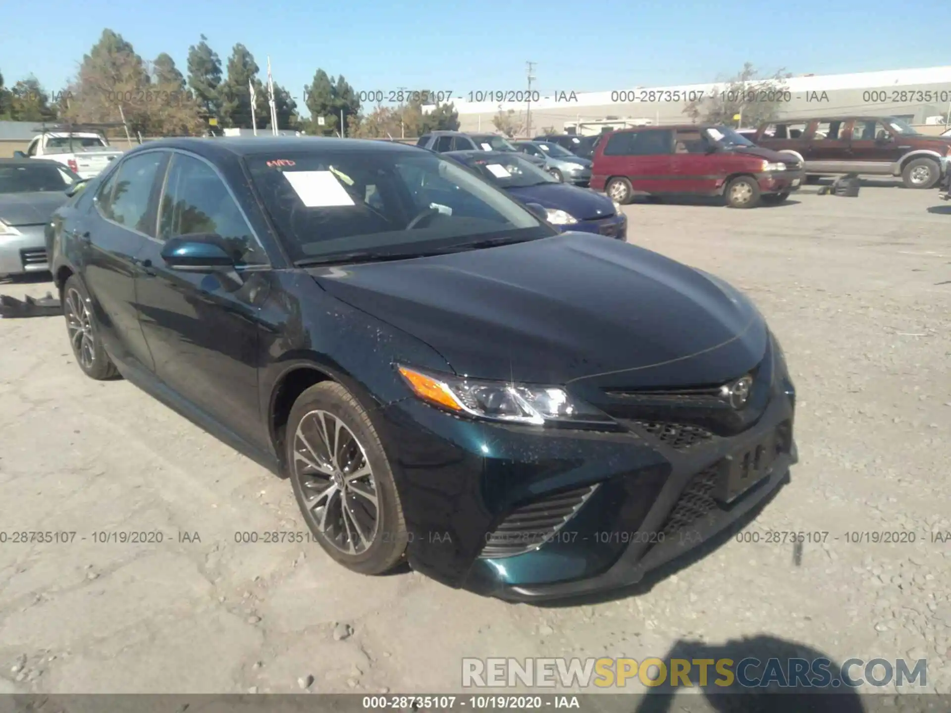 1 Photograph of a damaged car 4T1G11AK7LU978196 TOYOTA CAMRY 2020