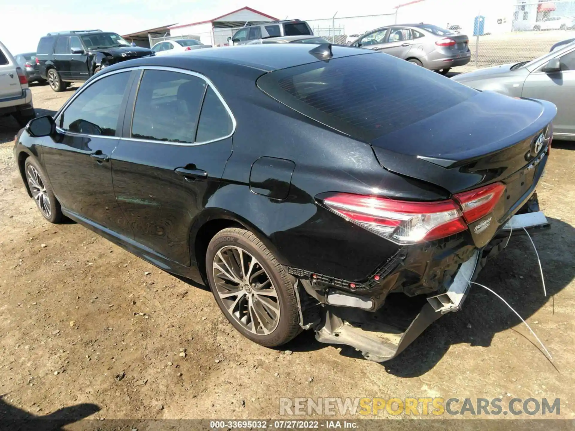 3 Photograph of a damaged car 4T1G11AK7LU979543 TOYOTA CAMRY 2020