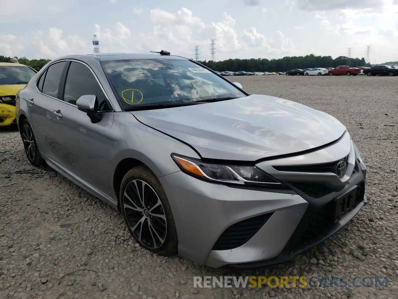 1 Photograph of a damaged car 4T1G11AK7LU992485 TOYOTA CAMRY 2020