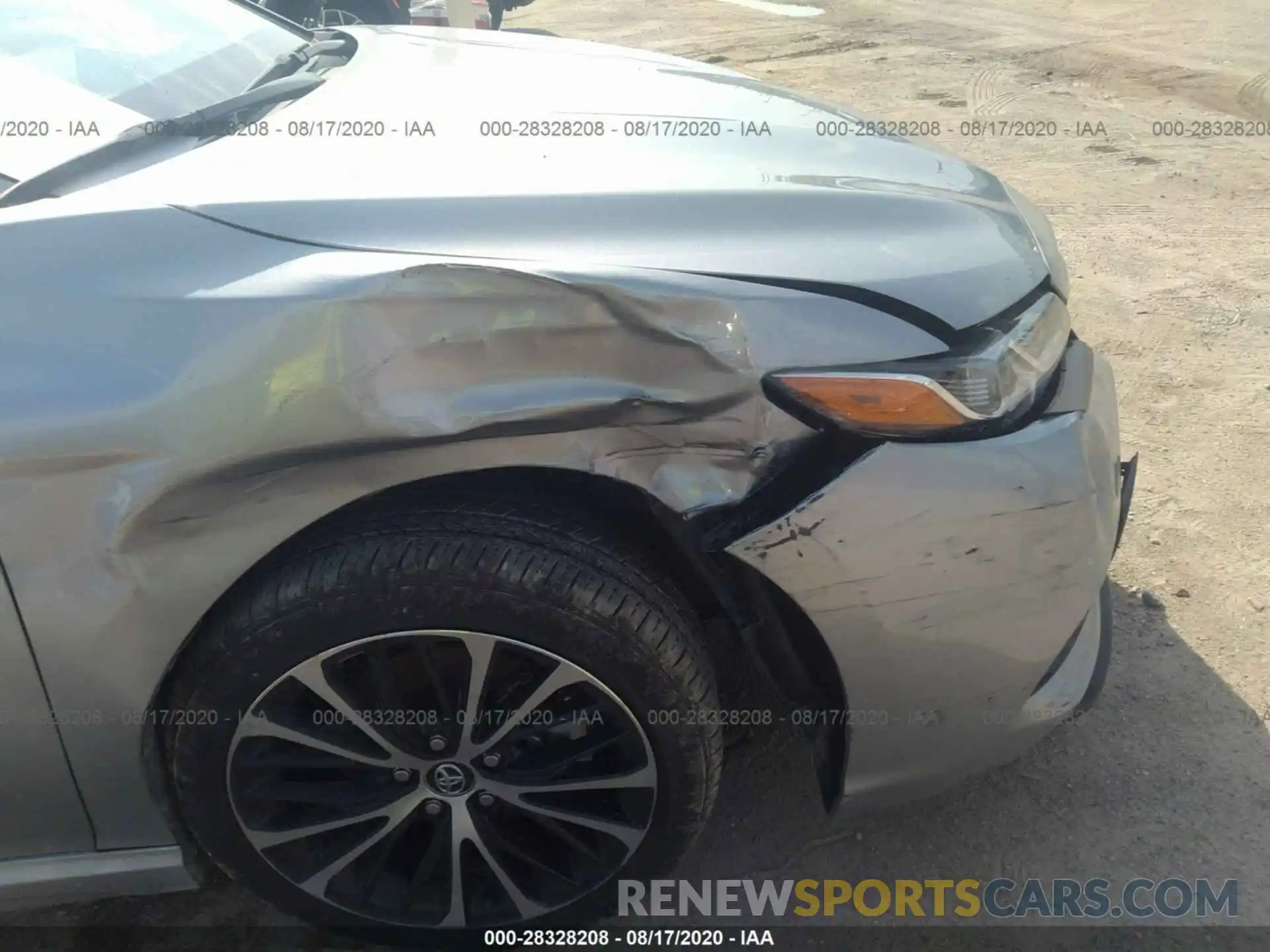 6 Photograph of a damaged car 4T1G11AK8LU303747 TOYOTA CAMRY 2020