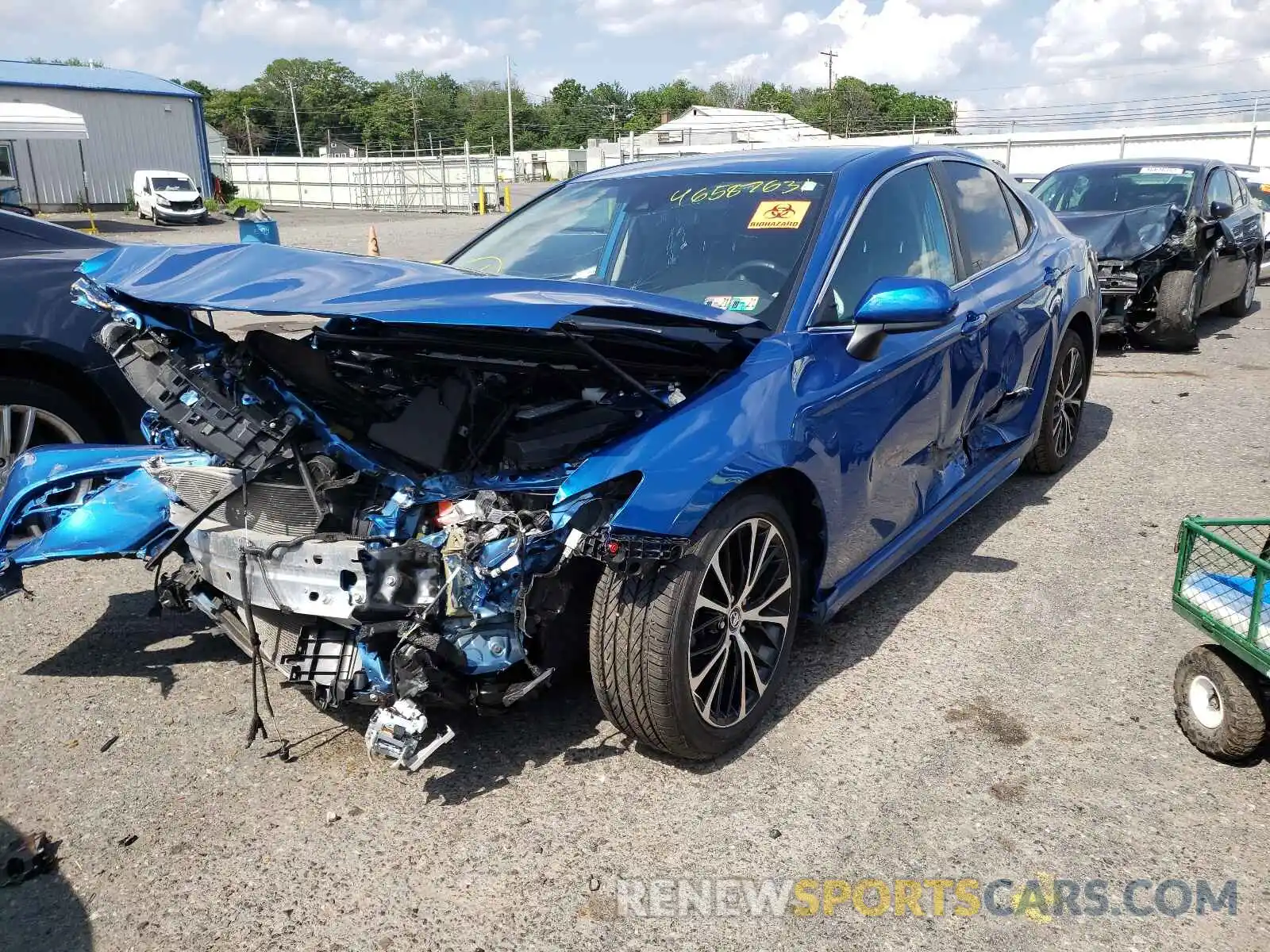 2 Photograph of a damaged car 4T1G11AK8LU314022 TOYOTA CAMRY 2020