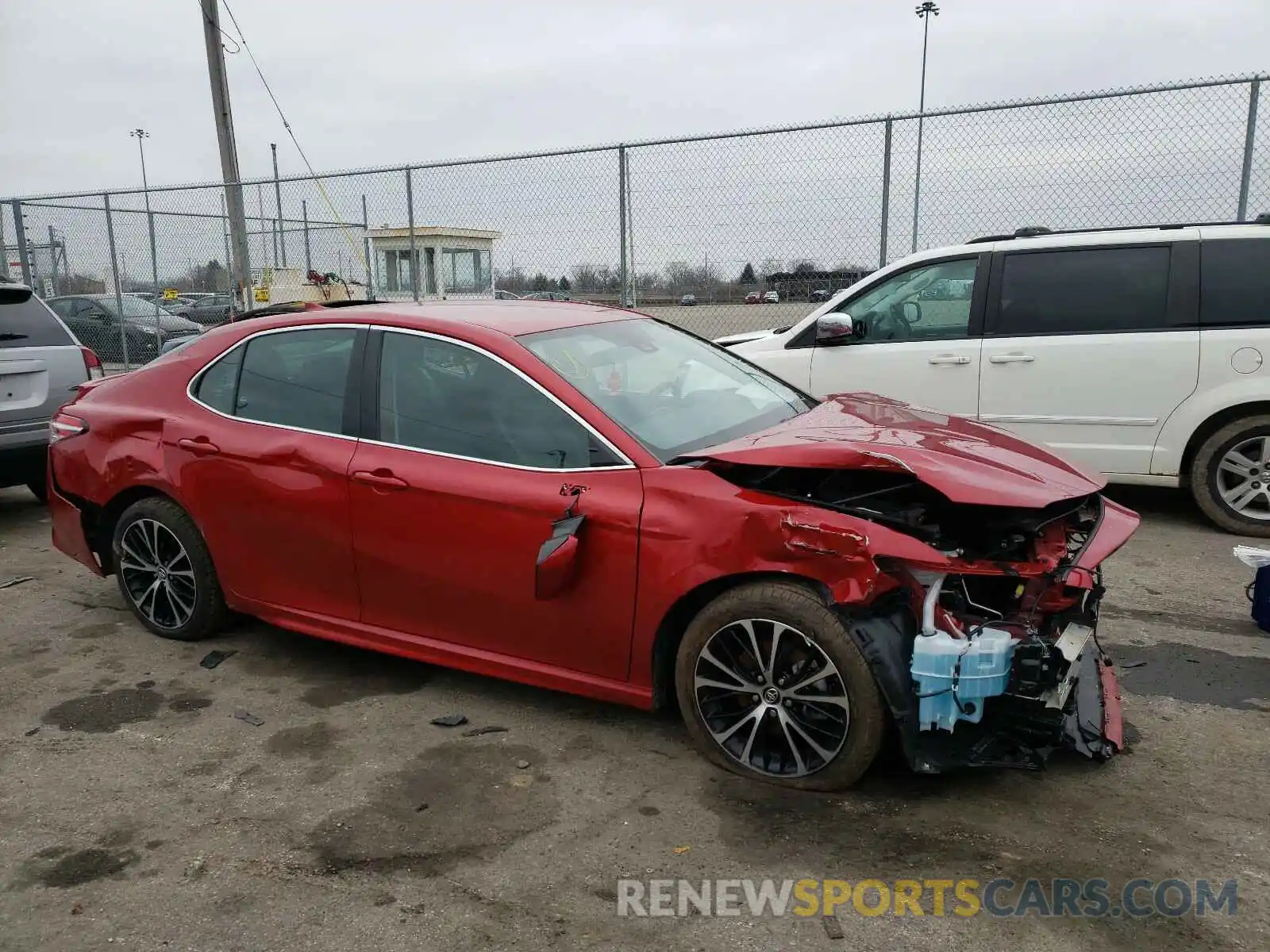 9 Photograph of a damaged car 4T1G11AK8LU322699 TOYOTA CAMRY 2020